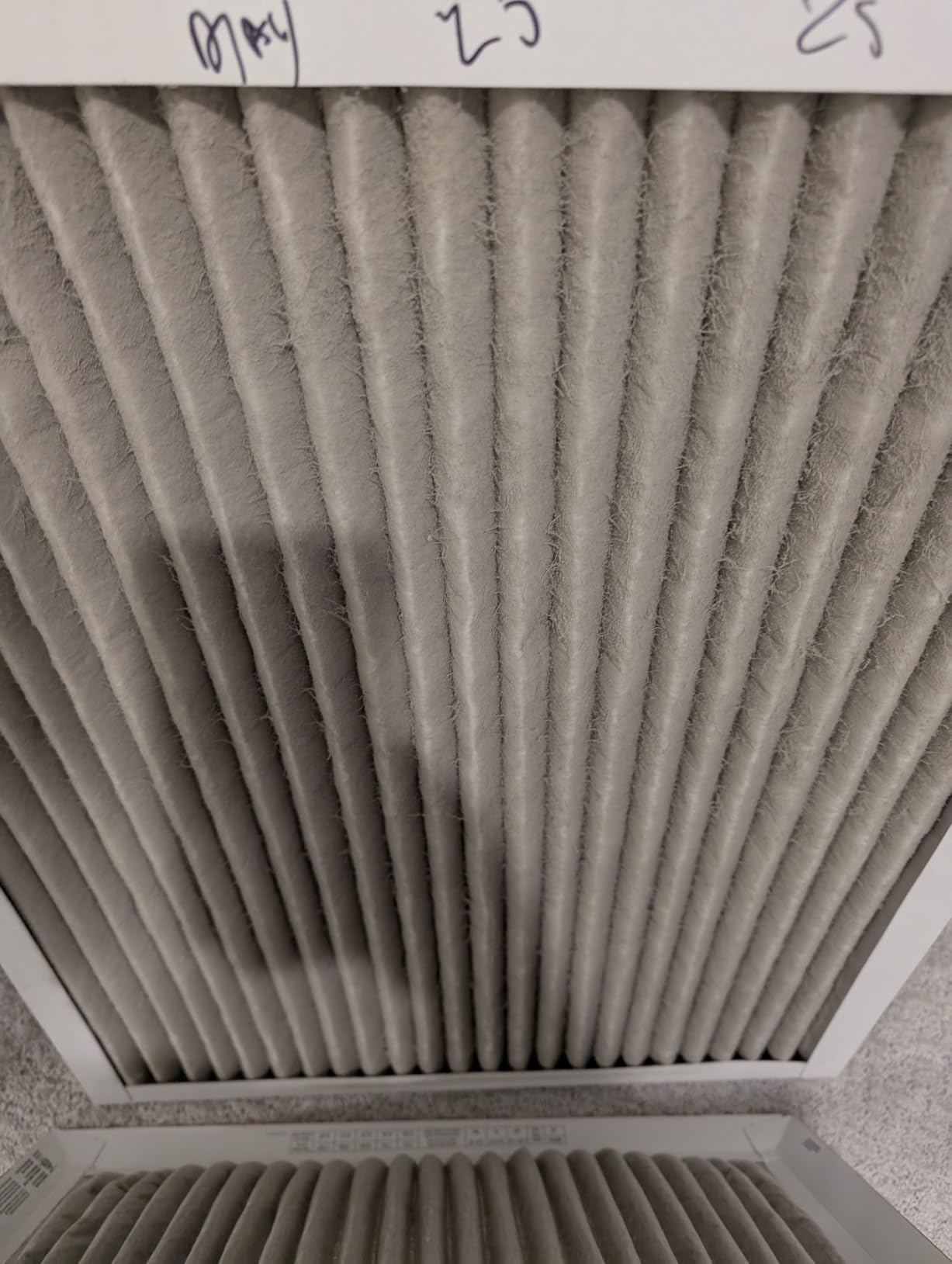 Amazon Basics 20x20x1 Air Filter 6-Pack, MERV 11 AC Furnace Filters, Dust, Pet, Allergen Control, Electrostatic (Actual Size: 19.75 x 19.75 x .75) customer photo 1