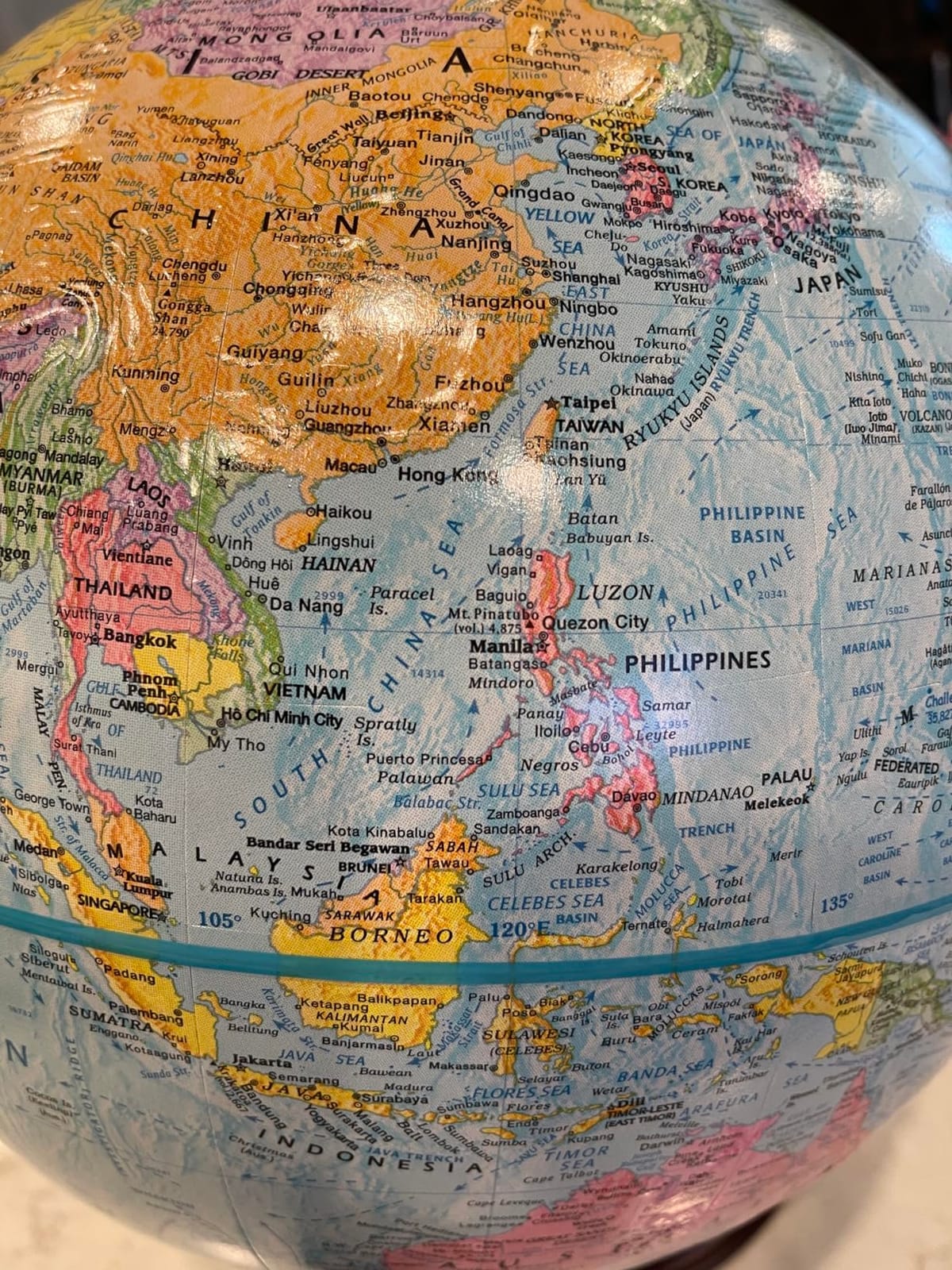 Replogle Student - Educational Classic World globe, Blue Ocean, Raised Relief feature, including a bonus map, made in USA, 12