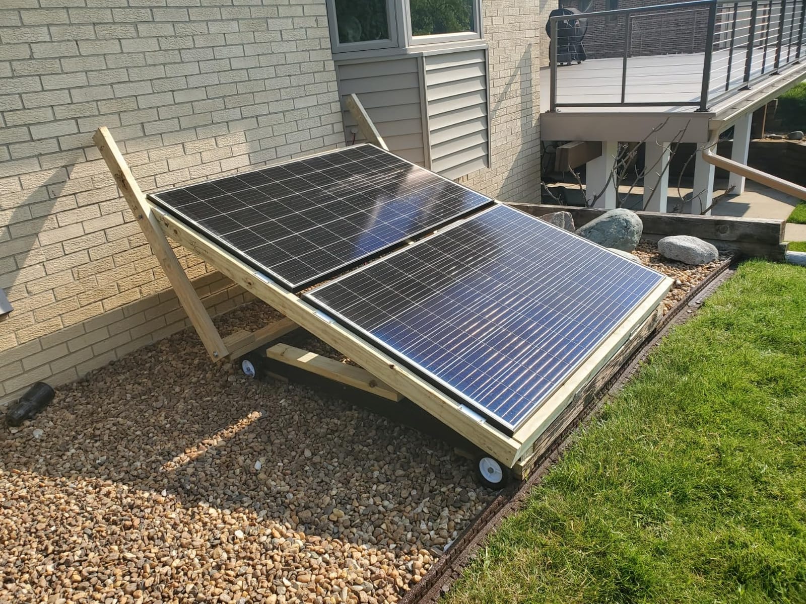 Renogy Solar Panels 2PCS 320 Watt Solar Panel 18BB N-Type Solar Panel 12 24 Volts Monocrystalline On/Off Grid Solar Setup 640W Over 400 Watt Solar Panels 25% Cell Efficiency for Homes Rooftop RV Boat customer photo 2