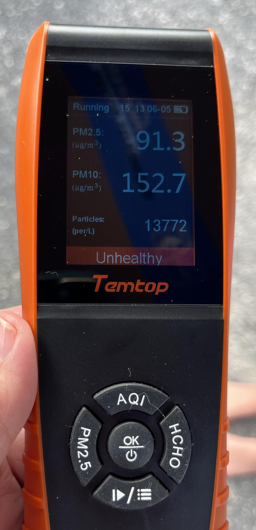 Temtop Air Quality Monitor PM2.5 PM10 Particle Counter Formaldehyde Temperature Humidity TVOC AQI Tester for Indoor Outdoor Air Pollution Detection with Data Export customer photo 2