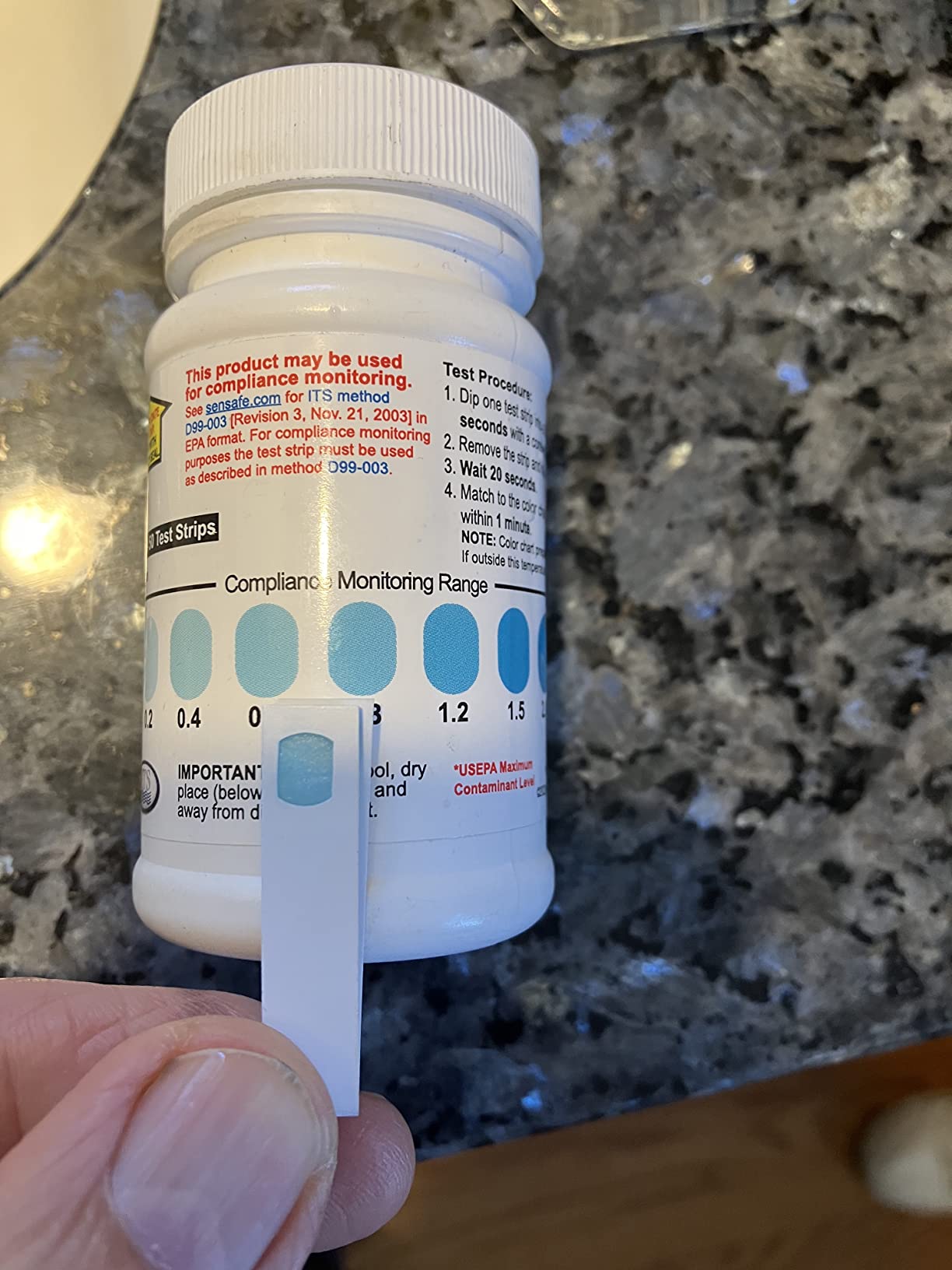 Industrial Test Systems SenSafe 481026 Free Chlorine Test Strip | USEPA Approved Method D99-003 | 0-6ppm | 0.05ppm Detection | No Bleach-Out | Bottle of 50 | Drinking Water, Food Service, Restaurant customer photo 1