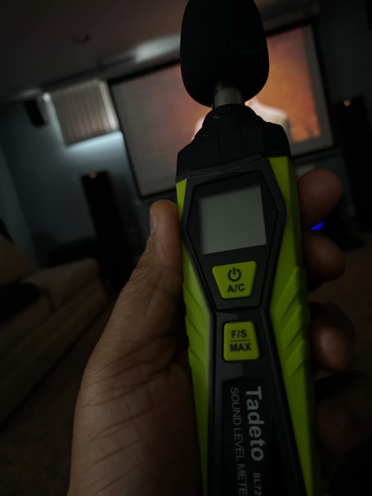 Decibel Meter, Tadeto Digital Sound Level Meter Portable SPL Meter 30dB to 130dB MAX Data Hold with LCD Display Backlight A/C Weighted for Home Factories customer photo 2