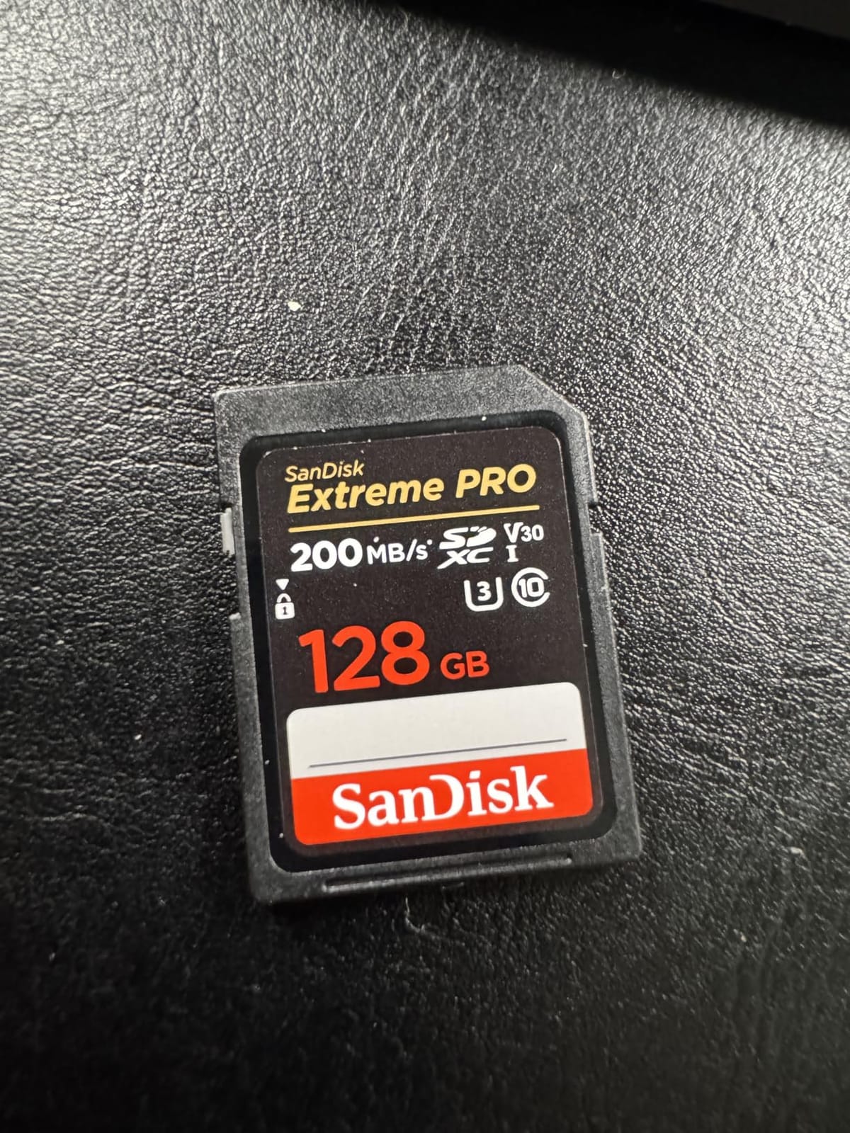 SanDisk 32GB Extreme PRO SDHC UHS-I Memory Card - C10, U3, V30, 4K UHD customer photo 2