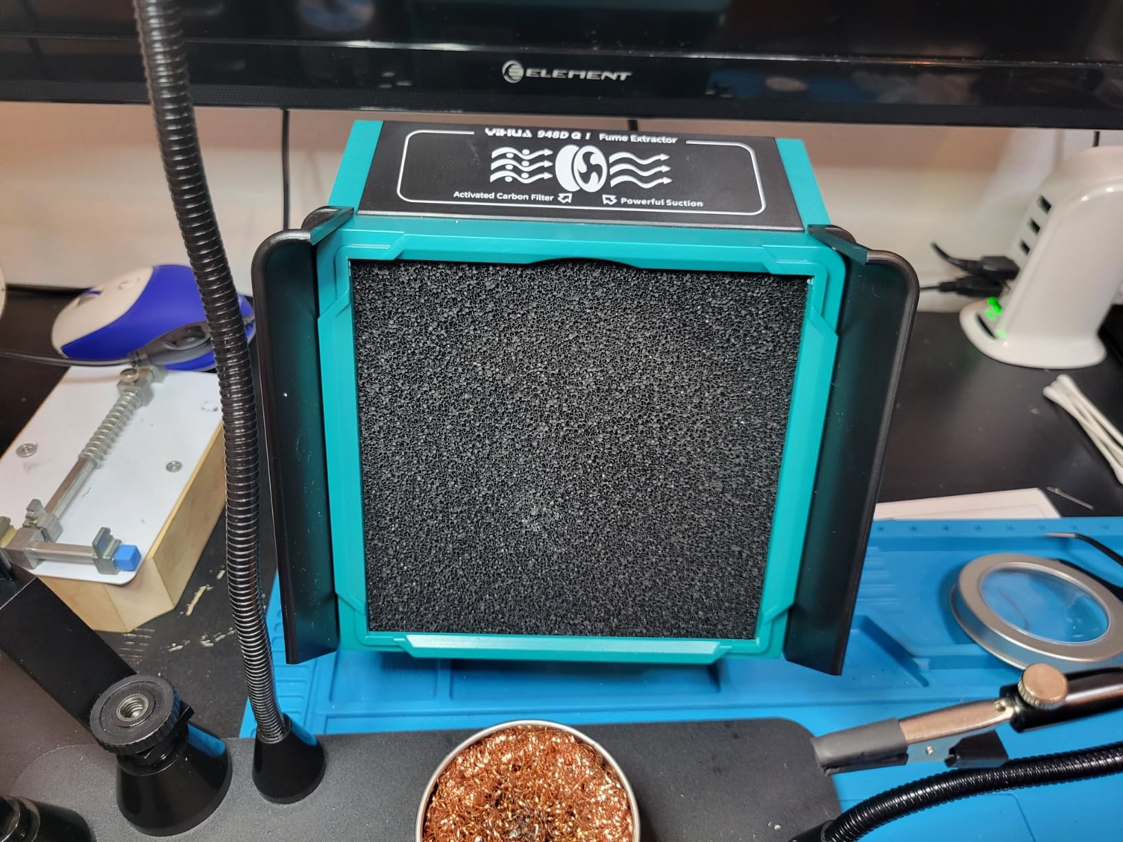 YIHUA 948DQ-I Solder Fume Extractor Fan Solder Smoke Absorber Remover Tiltable Angle with 8 Extra Fan Filters for Soldering Wood Burning and more customer photo 1