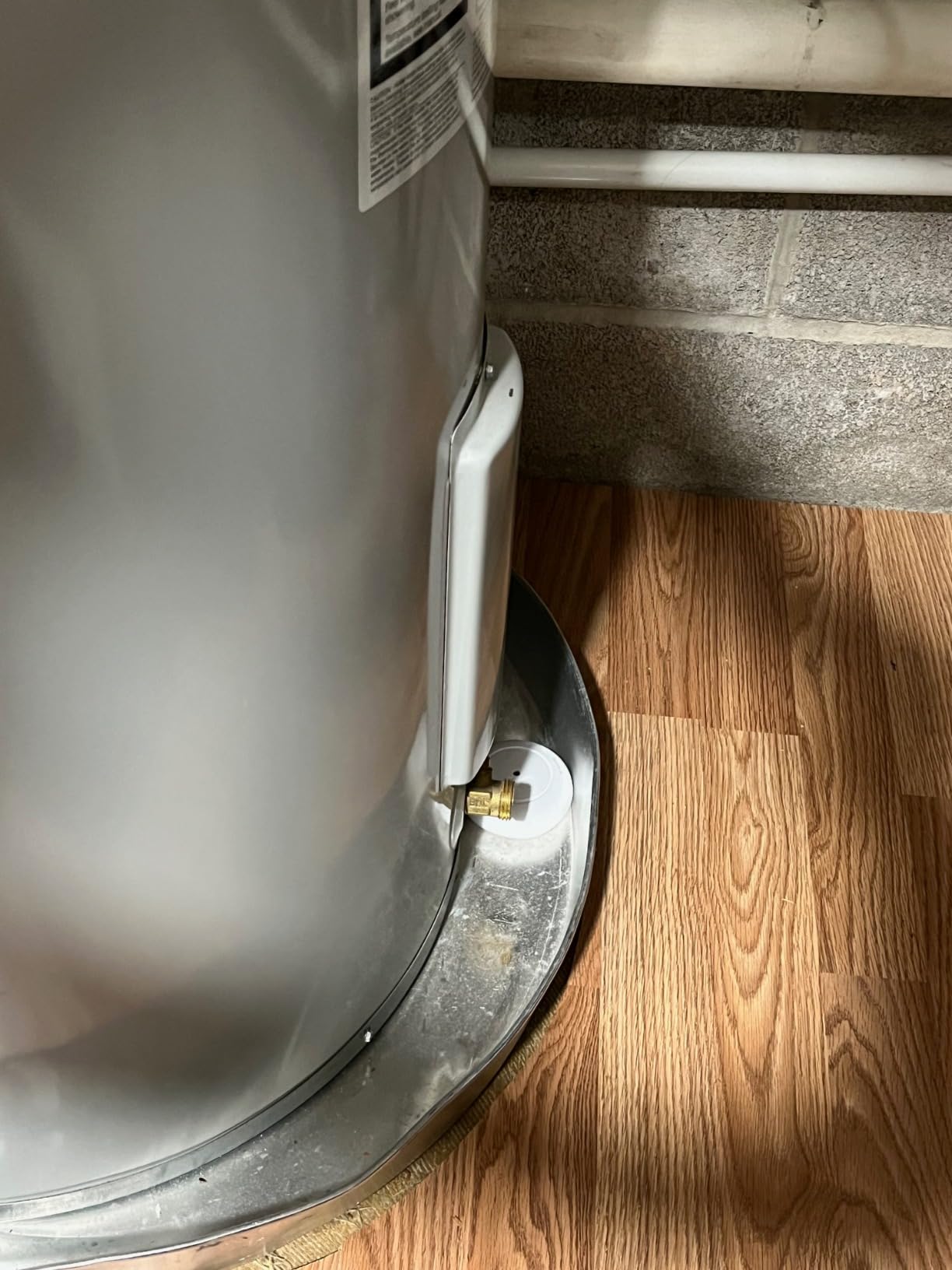 X-Sense Wi-Fi Water Leak Detector Kit, 120 dB, 3 Sensors + Base, SWS54 | Real-Time Alerts, 1804 ft Range, IP66 Waterproof, Detects Water as Low as 0.4 mm, for Sinks & Washers customer photo 1