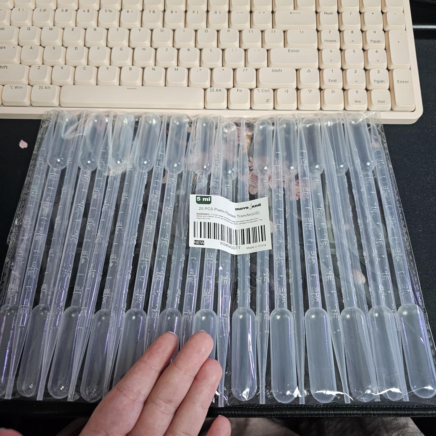 moveland 120PCS 1ML Premium Disposable Plastic Transfer Pipettes, Clear Graduated Eye Dropper for Essential Oils customer photo 2