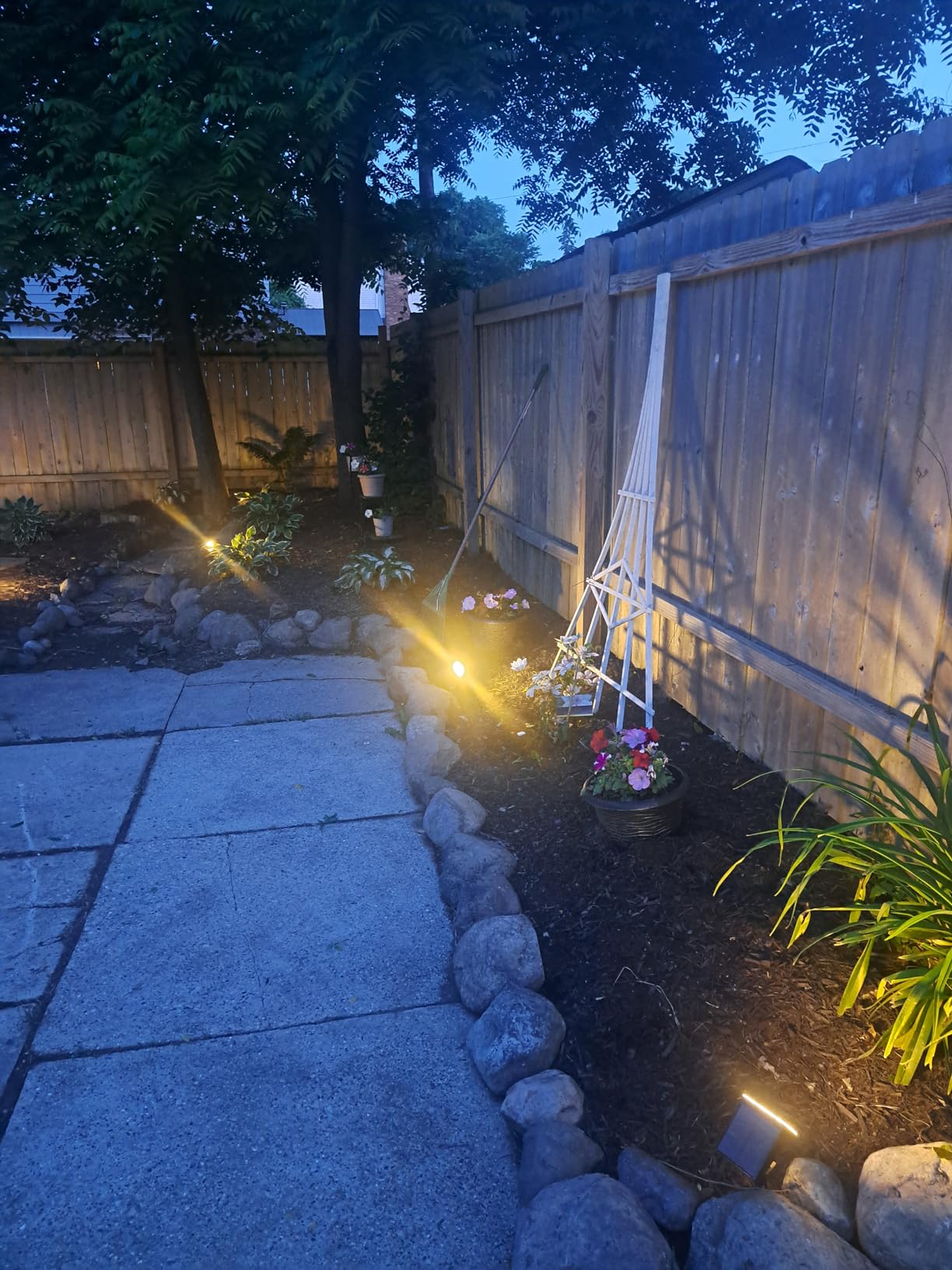 Solar Spot Lights Outdoor 8 Pack, IP67 Waterproof Solar Landscape Spotlights with 75 LEDs, 4 Lighting Modes Solar Garden Lights for Yard Pathway House Driveway (Warm White) customer photo 1