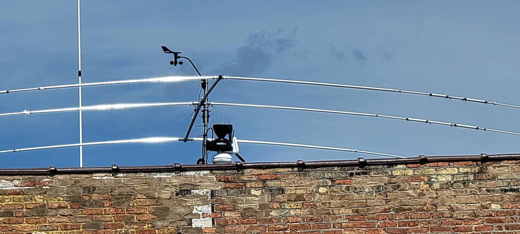 Davis Wireless Vantage Pro2 Plus with 24-Hr Fan Aspirated Radiation Shield and WeatherLink Console customer photo 1