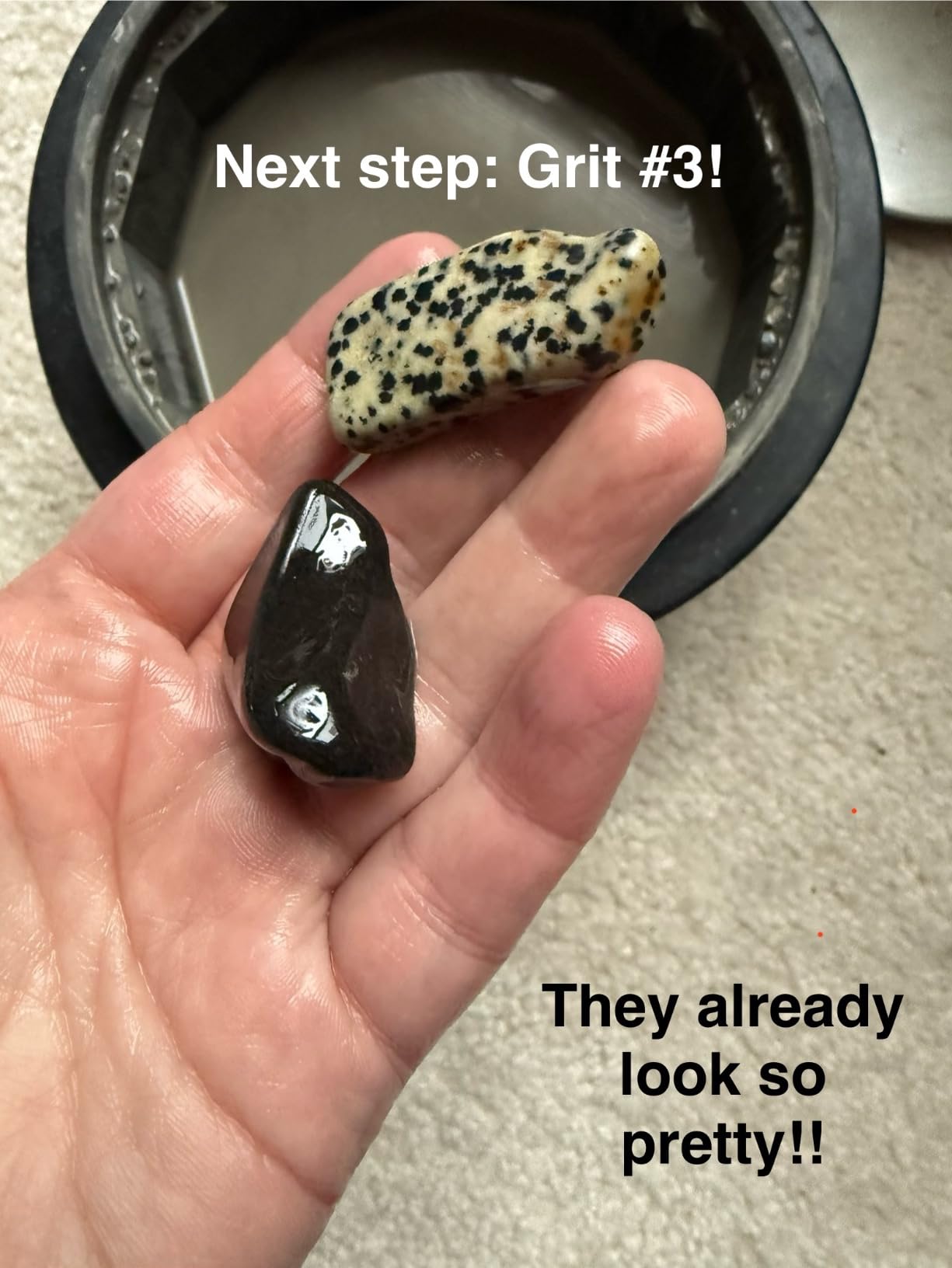 National Geographic Ultra Quiet Rock Tumbler Kit for Kids and Adults | Ultra-Quiet Design, 2 Lb. Barrel, Rough Gemstones, 4-Stage Grit, GemFoam Polish, Rock Polisher, Geology Hobby customer photo 1