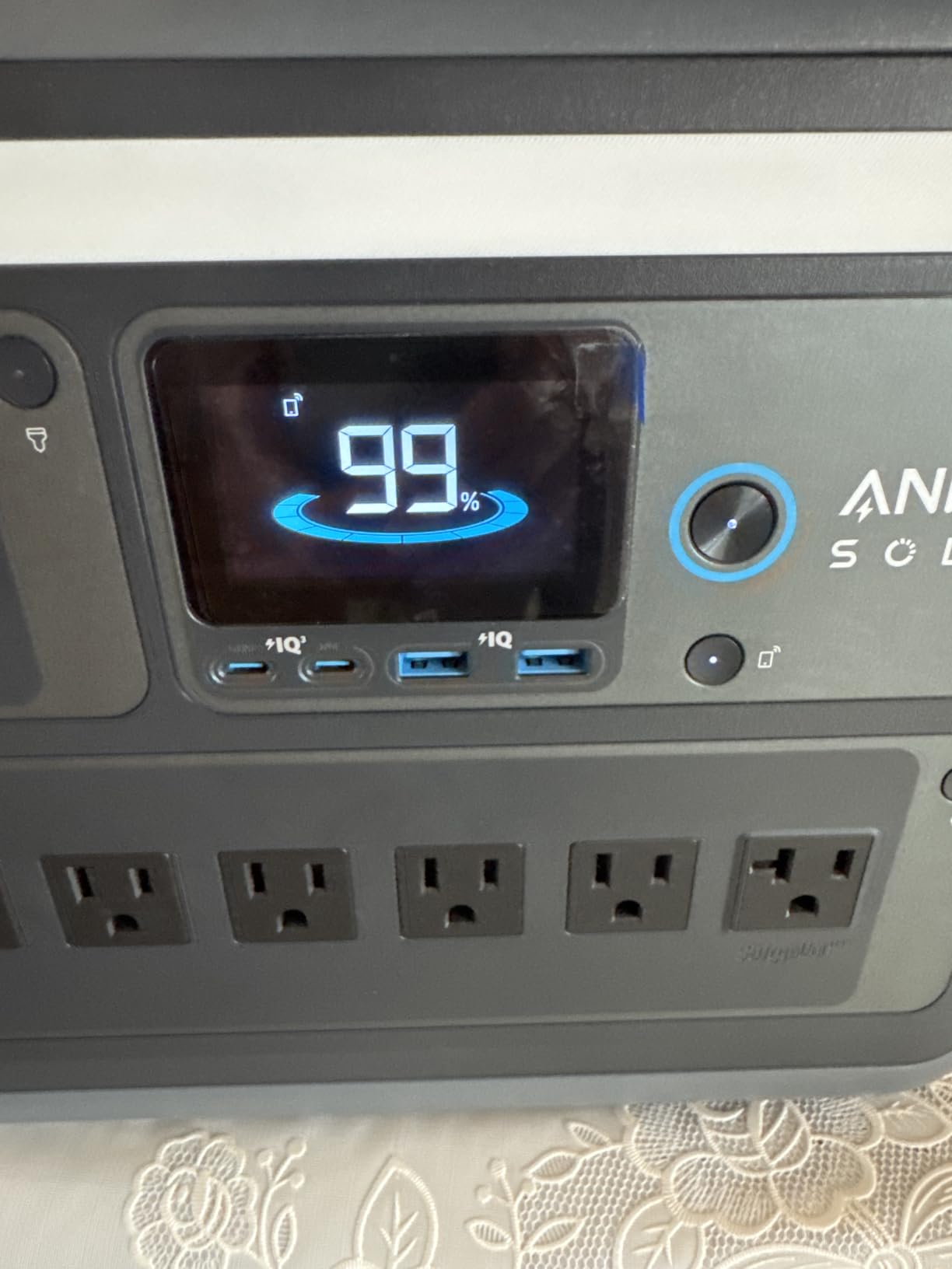 Anker SOLIX C1000 Portable Power Station, 1800W (Peak 2400W) Solar Generator, Full Charge in 58 Min, 1056Wh LiFePO4 Battery for Home Backup, Power Outages, and Outdoor Camping (Optional Solar Panel) customer photo 1