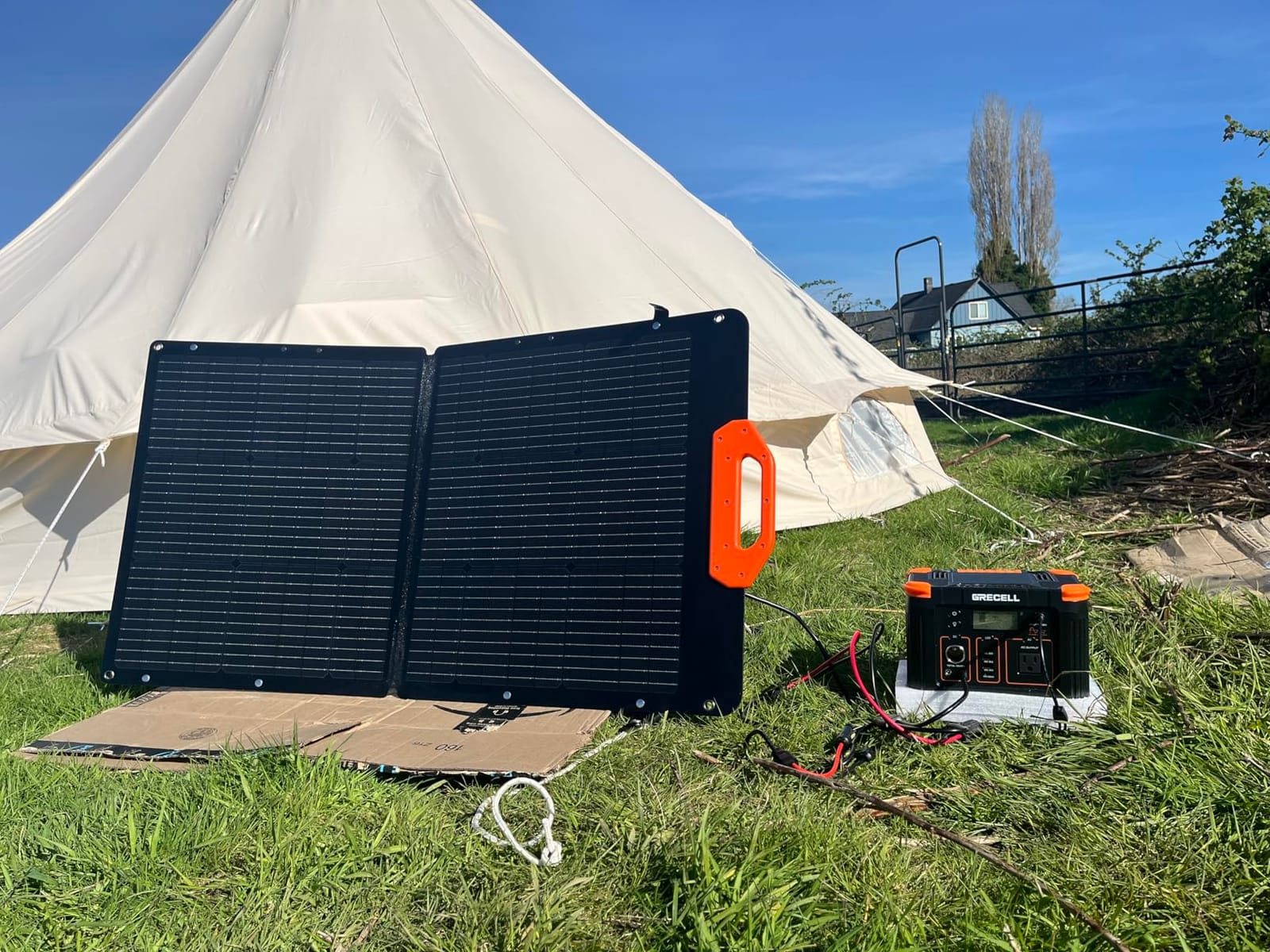 100W Portable Solar Panel for Power Station Generator 23.5% High Efficiency | ETFE Foldable Solar Charger for Jackery/Ecoflow/Bluetti, IP65 Waterproof w/Kickstands for RV Camping Van Off-Grid Outdoor customer photo 2