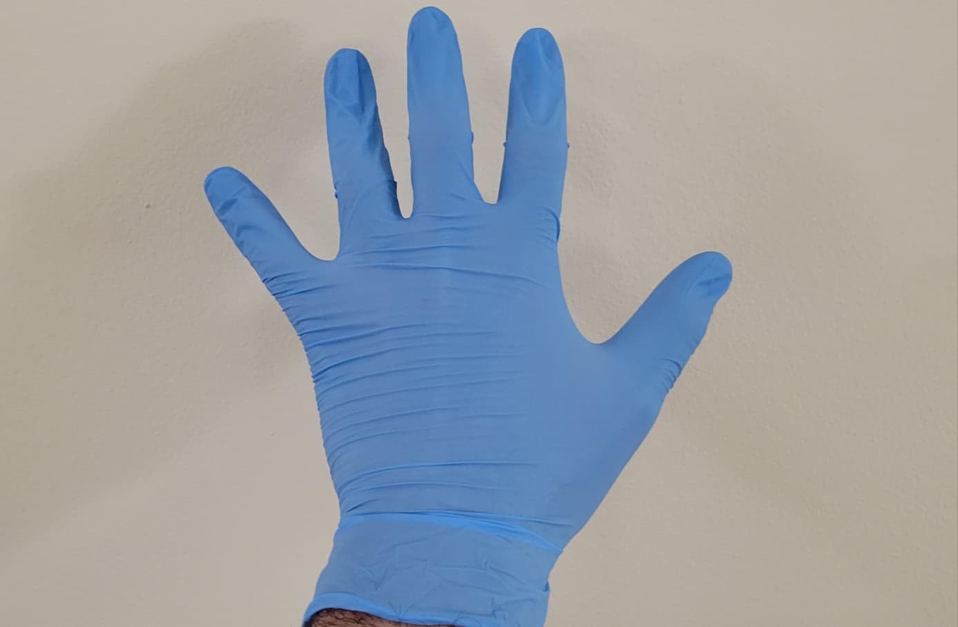 Supmedic Medical Soft Max Nitrile Exam Gloves Powder-Free Disposable 100 Ct, Blue customer photo 2