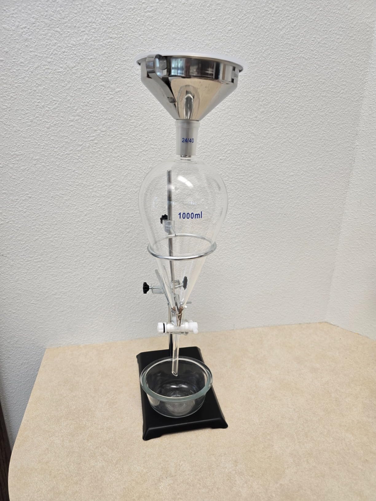 QWORK Laboratory Grade Metalware Set, Lab Support Stand Set with Iron Clamp Holder, Flask Clamp, and Condenser Stand customer photo 1