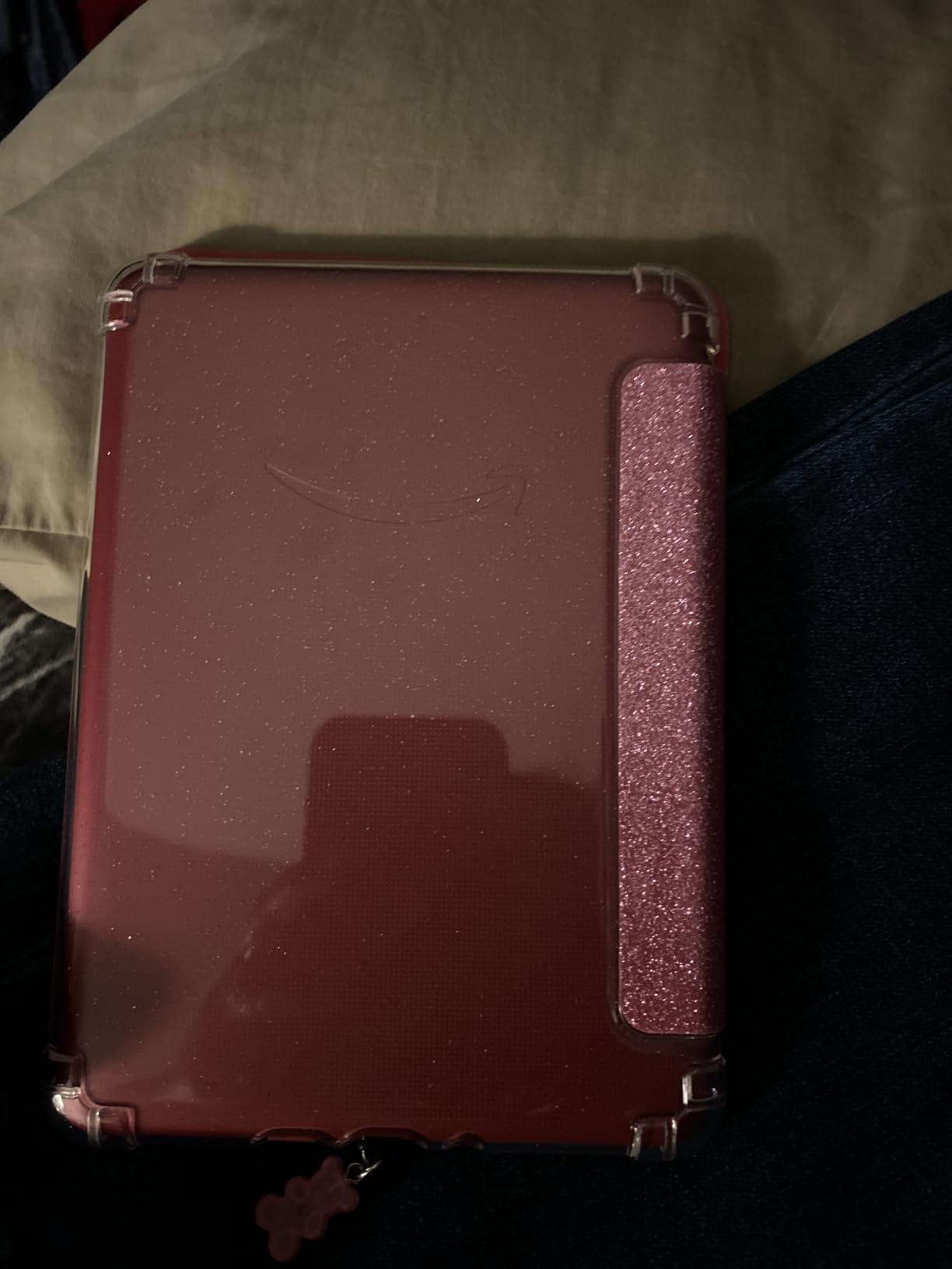Amazon Kindle Paperwhite Signature Edition 32GB (newest model) - 20% faster with auto-adjusting front light, wireless charging, and weeks of battery life - Metallic Raspberry customer photo 2