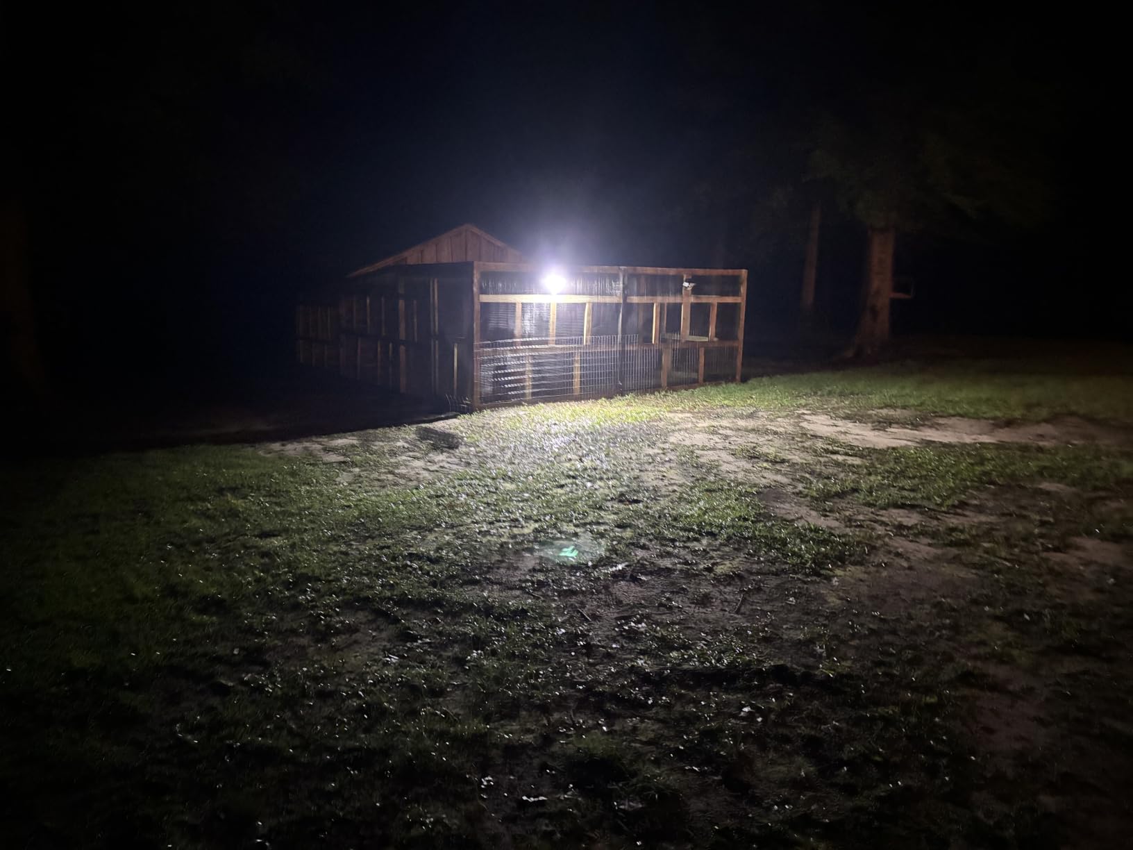 LYWALT Solar Outdoor Lights - 3000LM 188 LED Motion Sensor Outdoor Lights, 4 Heads Security Light, IP65 Waterproof, Easy Install, 270° Wide Angle Flood Wall Light with 3 Modes for Backyard Yard customer photo 2