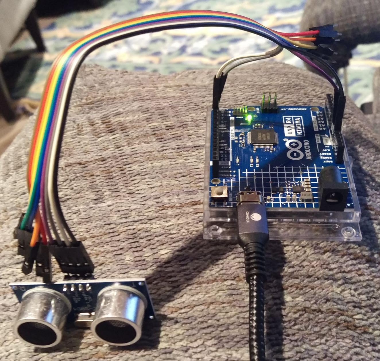 SunFounder Ultimate Sensor Kit with Original Arduino Uno R4 Minima, RoHS Compliant, Durable Sensors IoT ESP8266 IIC LCD1602 OLED, Online Tutorials & Video Courses for Beginners & Engineers customer photo 1
