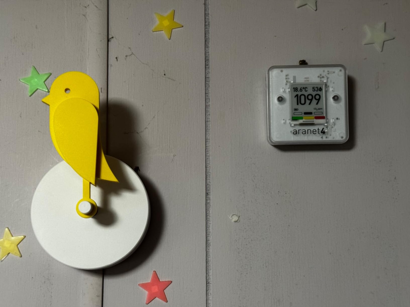 Birdie 2.0 - Design Indoor CO2 Monitor - Air Quality Monitor & CO2 Sensor for Home & Office - Visual Fresh Air Monitor for House Burping - Wall-Mounted, Swiss Sensor Technology customer photo 2