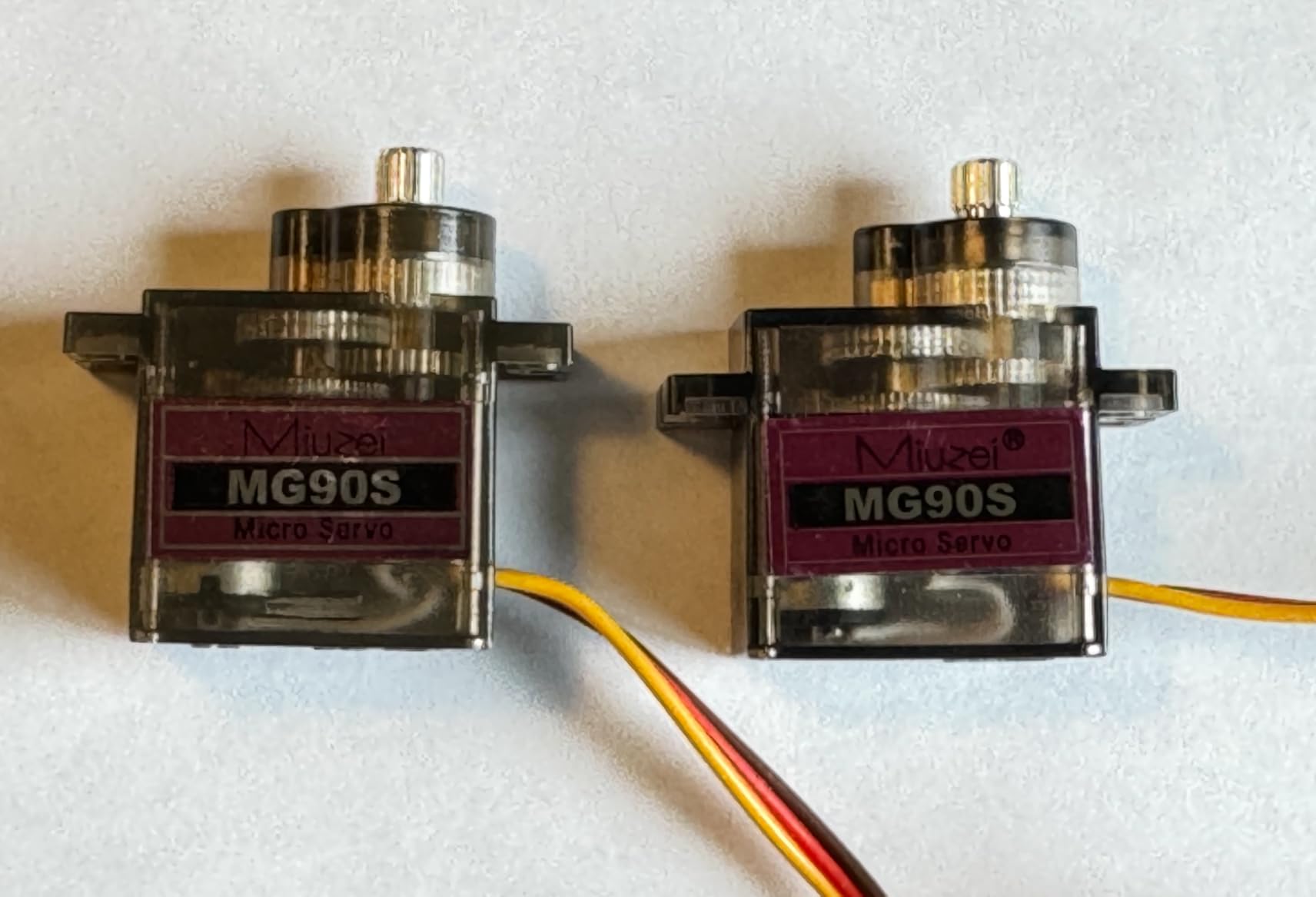 Miuzei MG90S 9G Micro Servo Motor Metal Gear for RC Plane Robot Arduino (4) | 2.0 kg.cm Torque, 0.08sec/60°Speed. 9 gram Mini Digital 180 Degree Steering Servo Kit for Helicopter Airplane Car Boat Diy customer photo 2