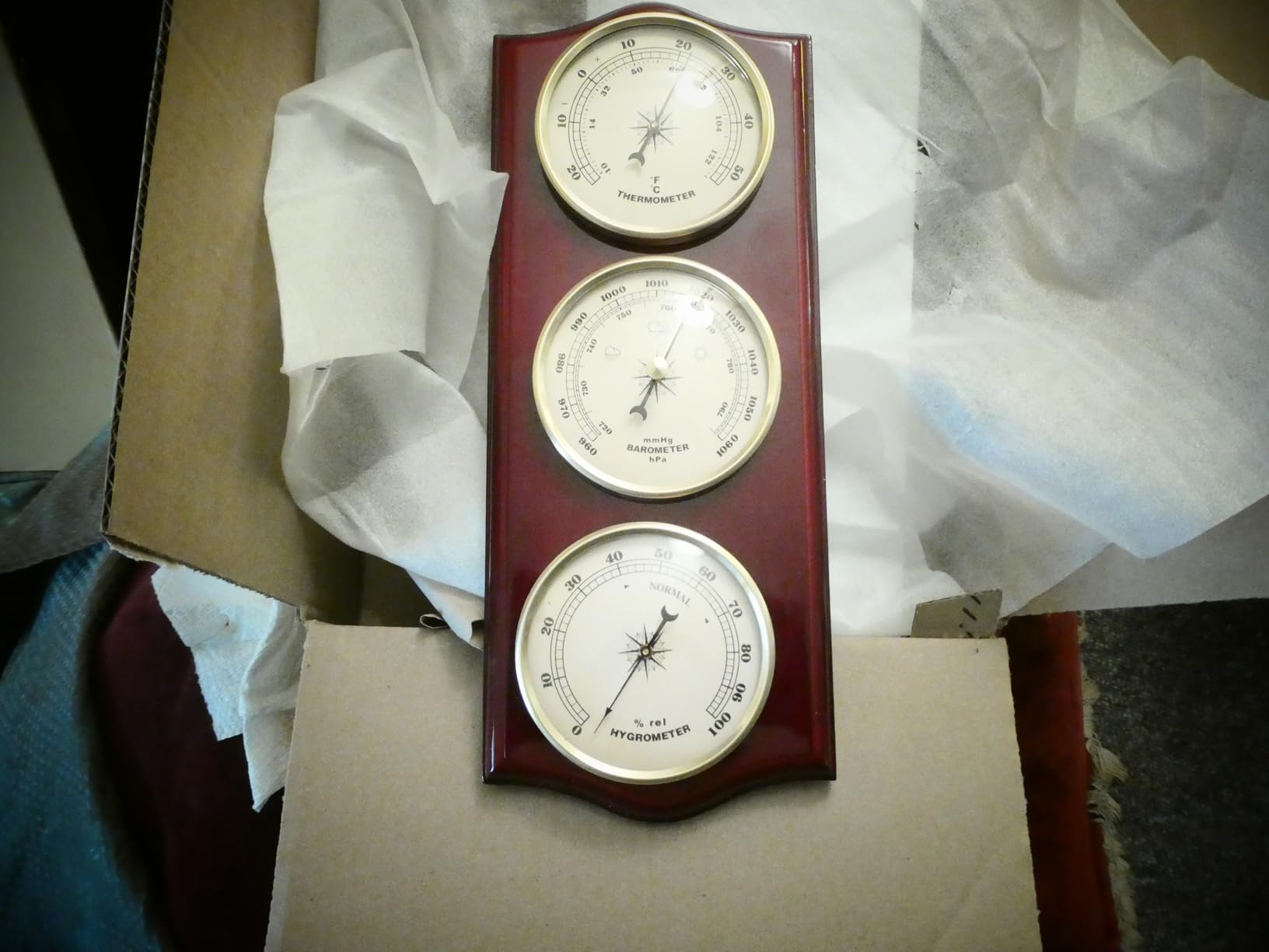 Classic Analog Weather Station-Home Barometers-Indoor Barometer-Barometer Hygrometer Thermometer-Traditional Weather Indicators-Home Decor. customer photo 2
