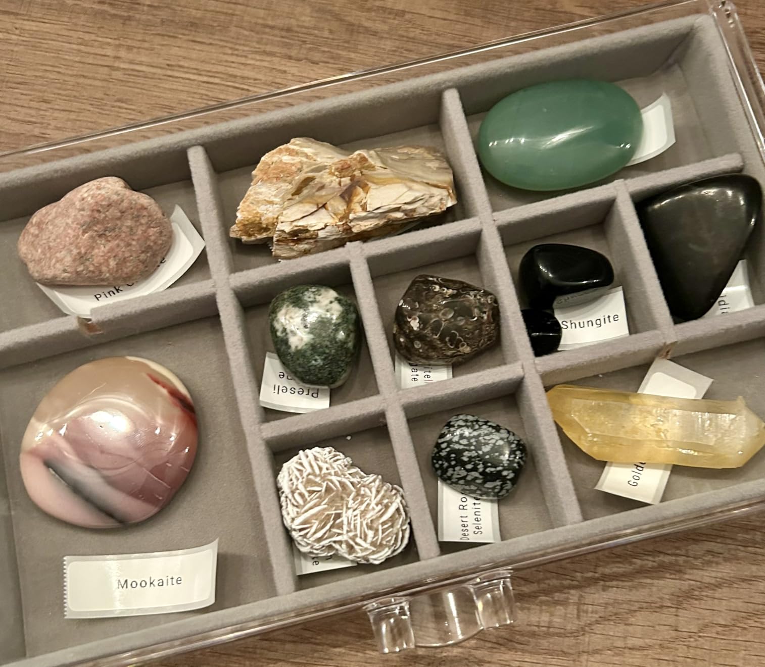 Rock Display Case, Rock Collection Box, 90 Grid Rock Collection Display Case, Rocks Collections Storage, Acrylic Clear Displays Cases Organizer for Gemstone Fossil Crystal Stone Collectibles customer photo 2