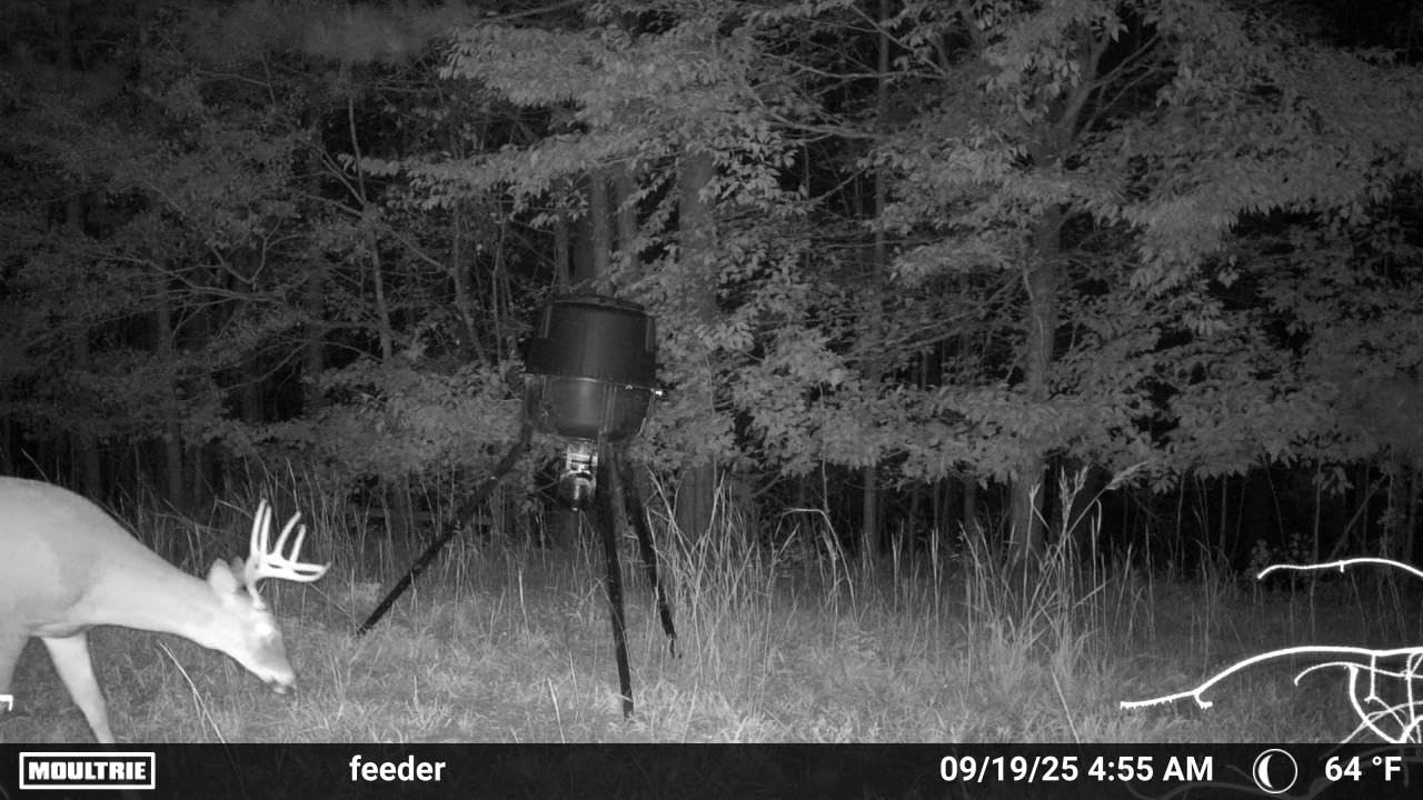 Moultrie Edge 2 Cellular Trail Camera - Auto Connect Nationwide 4G LTE - On Demand 36MP Photo - 1080P Video with HD Audio - 100 Ft Detection Range - Low Glow Flash customer photo 2