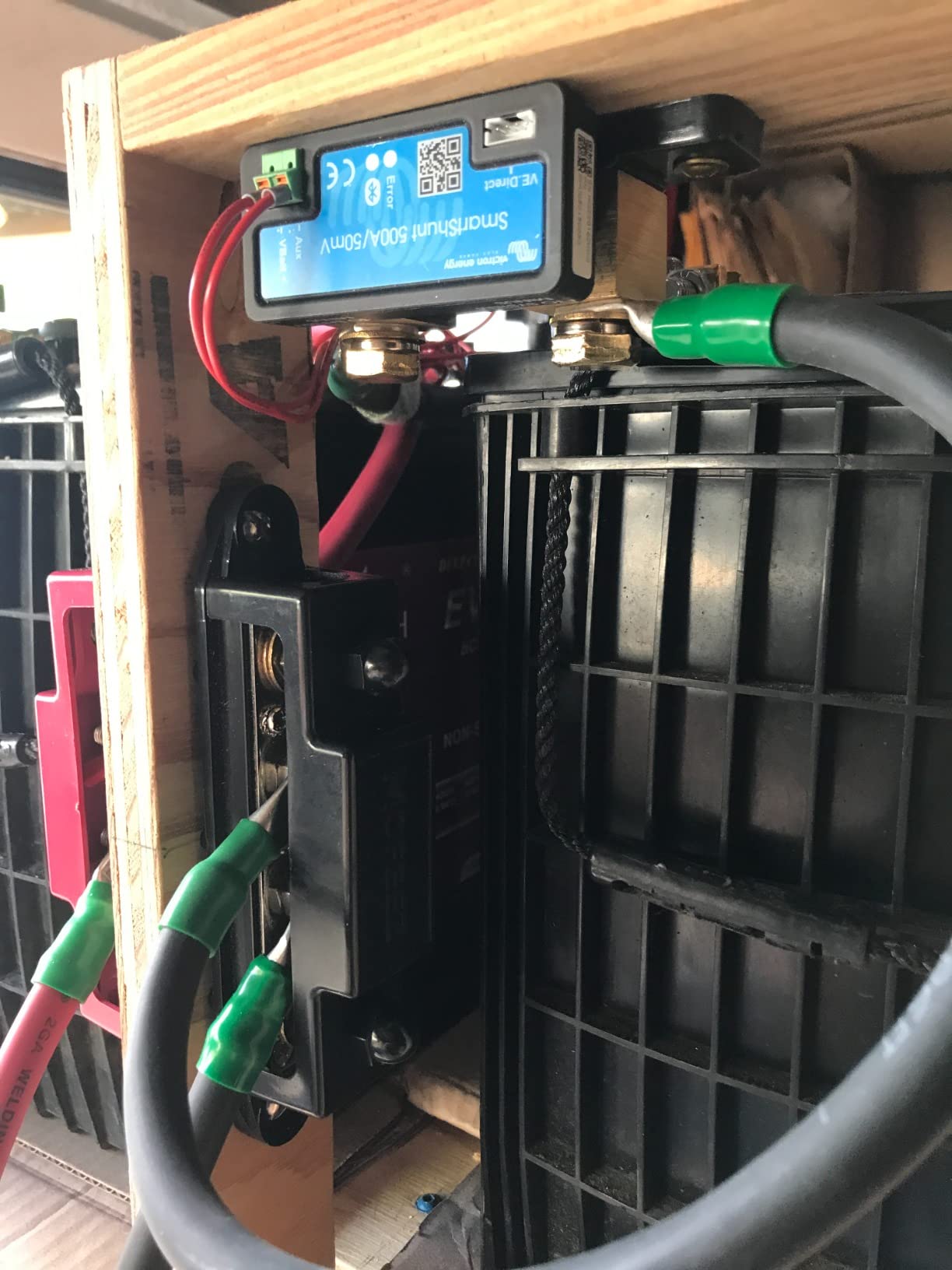 SmartShunt IP65 Battery Monitor (Bluetooth) - Victron Smart Shunt - 6.5V-70V, 300 amp customer photo 2