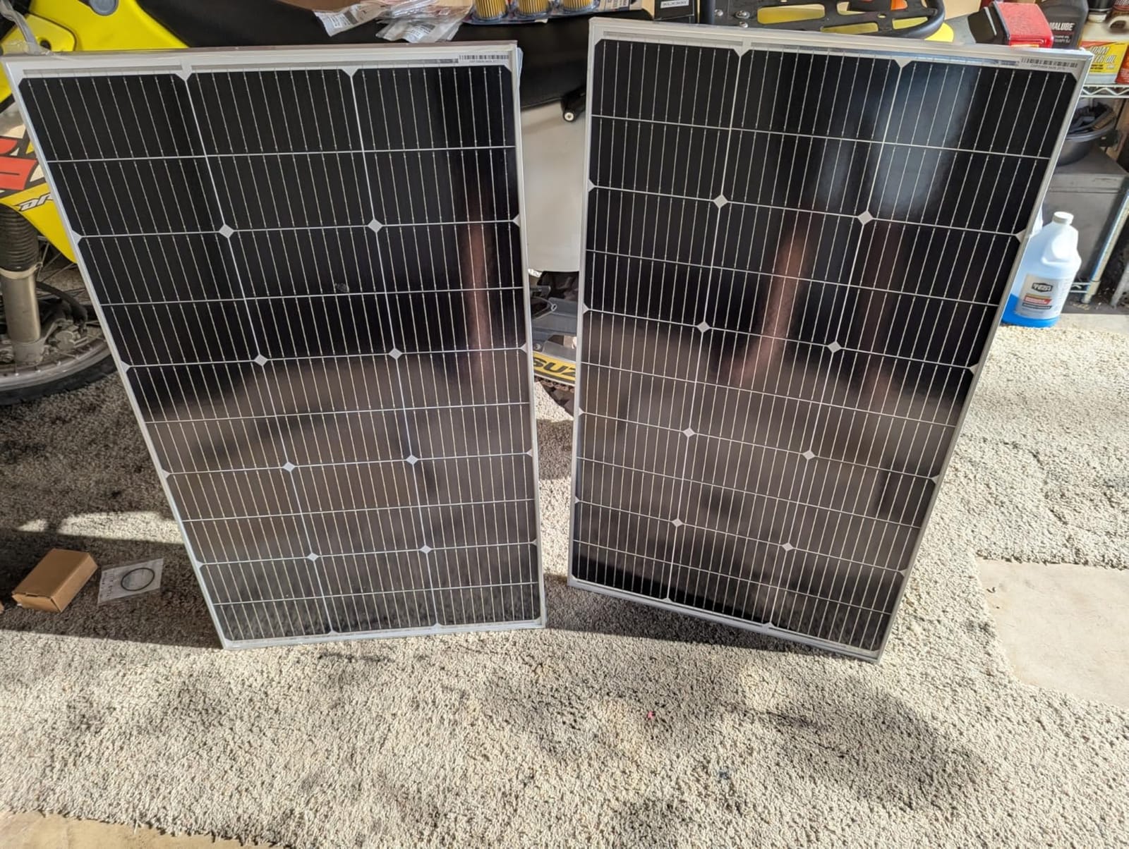 DOKIO 400W 31V Monocrystalline Solar Panel for 12V/24V Systems | Includes a 9.84 ft MC4 cable; designed for gardens, yards, greenhouses, sheds, cabins, patios, and off-grid systems customer photo 2