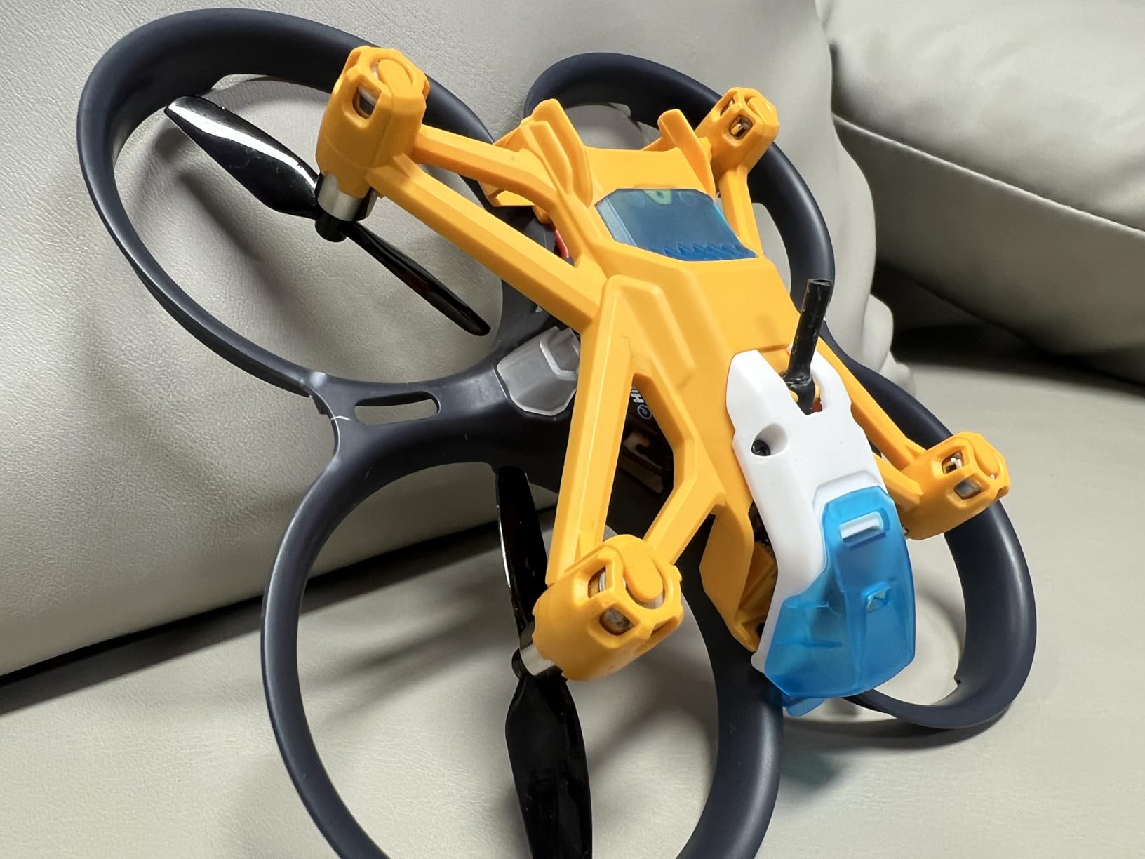 HISINGY Firefly FPV Done Kit, DIY Drone Kit for Kids and Beginners, Micro Drone with Camera, APP Control, Altitude Hold, Video Record and Download, Kids Toys for Boys and Girls, Gift Toys for Birthdays customer photo 2