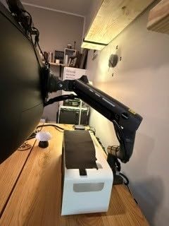 HUANUO TitanLift Heavy Duty Monitor Arm for Screens up to 49