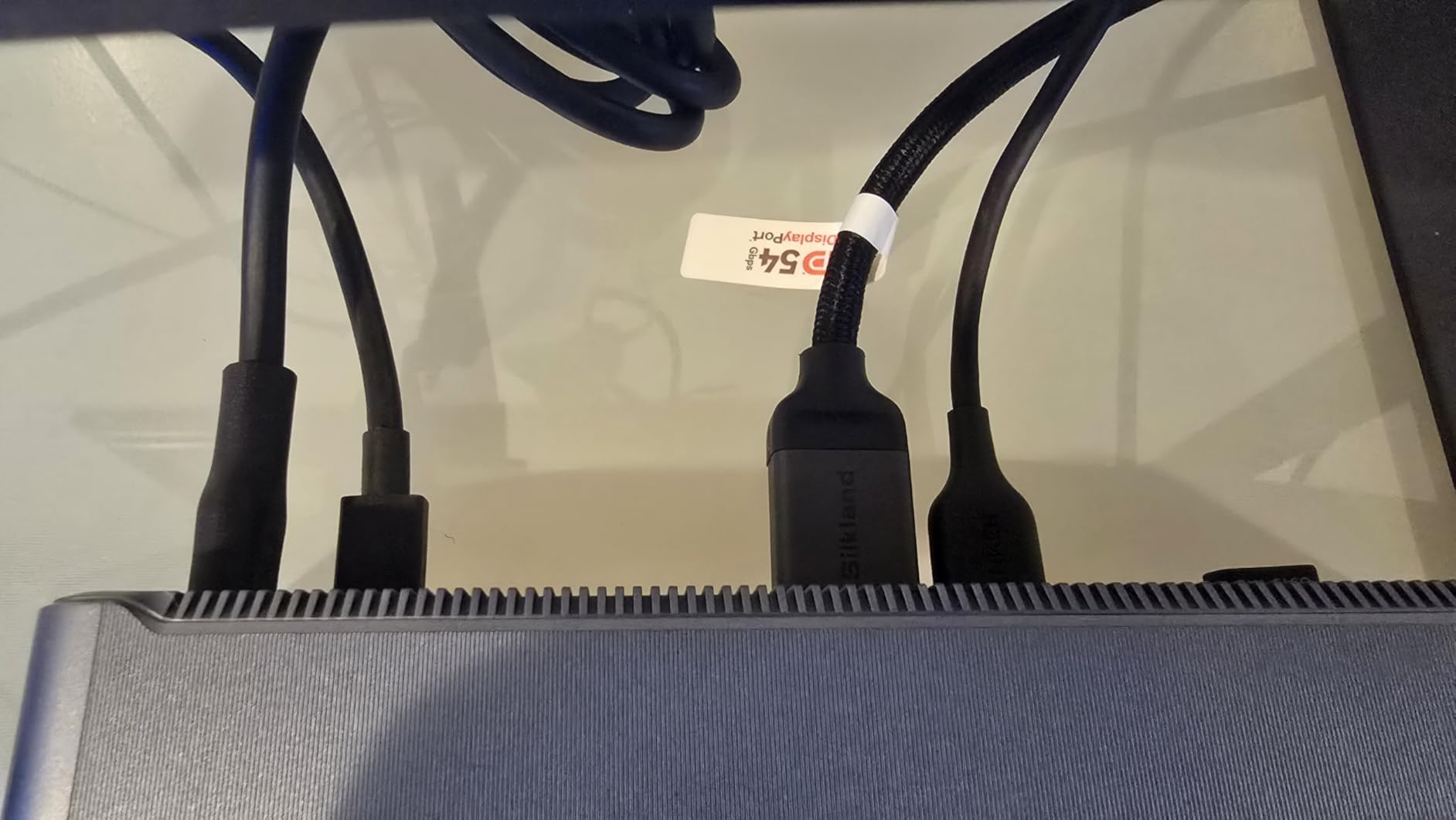 Anker Prime Docking Station (DL7400), 14-in-1 Triple Display, DisplayLink | 140W Max, Smart Display, Triple 4K@60Hz (2 HDMI+1 DP), for Windows Laptops (The Latest DisplayLink Driver Must Installed) customer photo 1