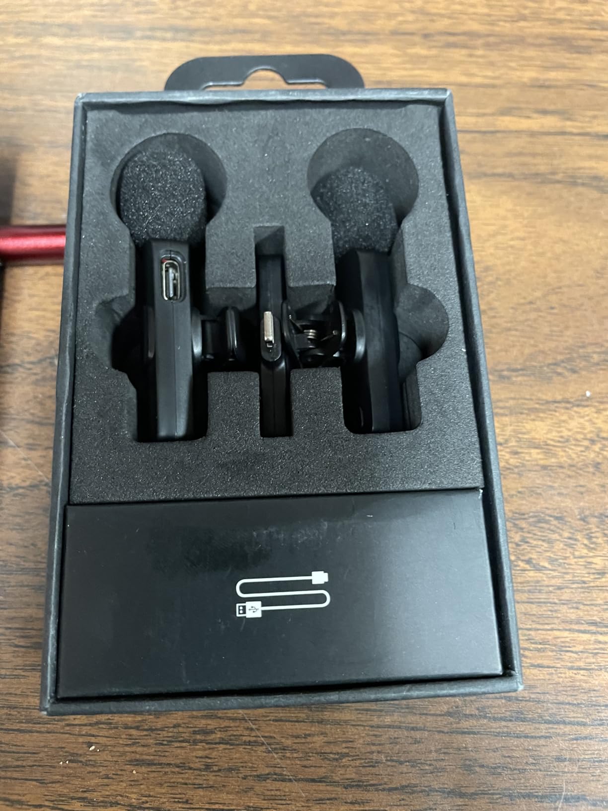 PQRQP 3 in 1 Professional Wireless Lavalier Microphone for iPhone/Android/Camera, Wireless Microphones, Mini Microphone, Crystal Clear Sound Quality for Recording, Live Streaming, Clips-Elegant Black customer photo 1