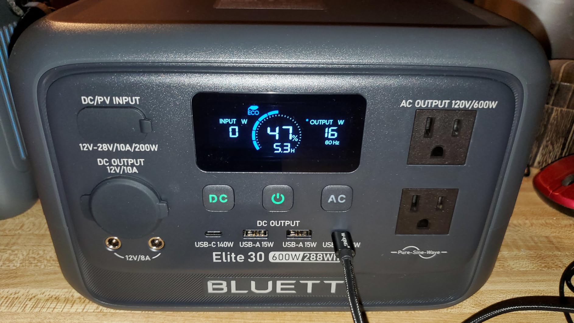 BLUETTI Elite 30 V2 Portable Power Station 288Wh 600W LFP Solar Generator | Power Lifting 1500W, 10ms UPS, 45 Min 0-80% Fast Charging, Emergency Backup Power for Blackout, Camping, Outage and Road Trip customer photo 1