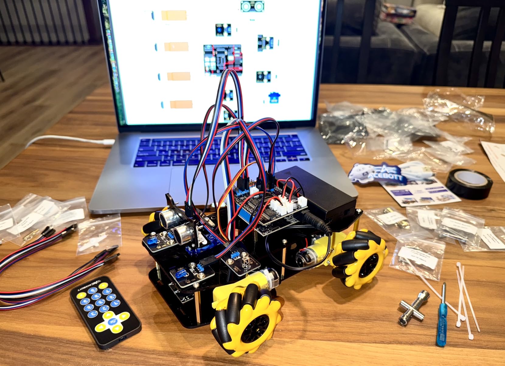 Robotics Kit for Kids Ages 8-12 12-16, ACEBOTT Smart Robot Car Kit with 3MP Camera, STEM Toys for Boys Compatible with Arduino & Scratch,App & Remote Control,STEM Gift for Boys, Girls,Teens and Adults customer photo 1