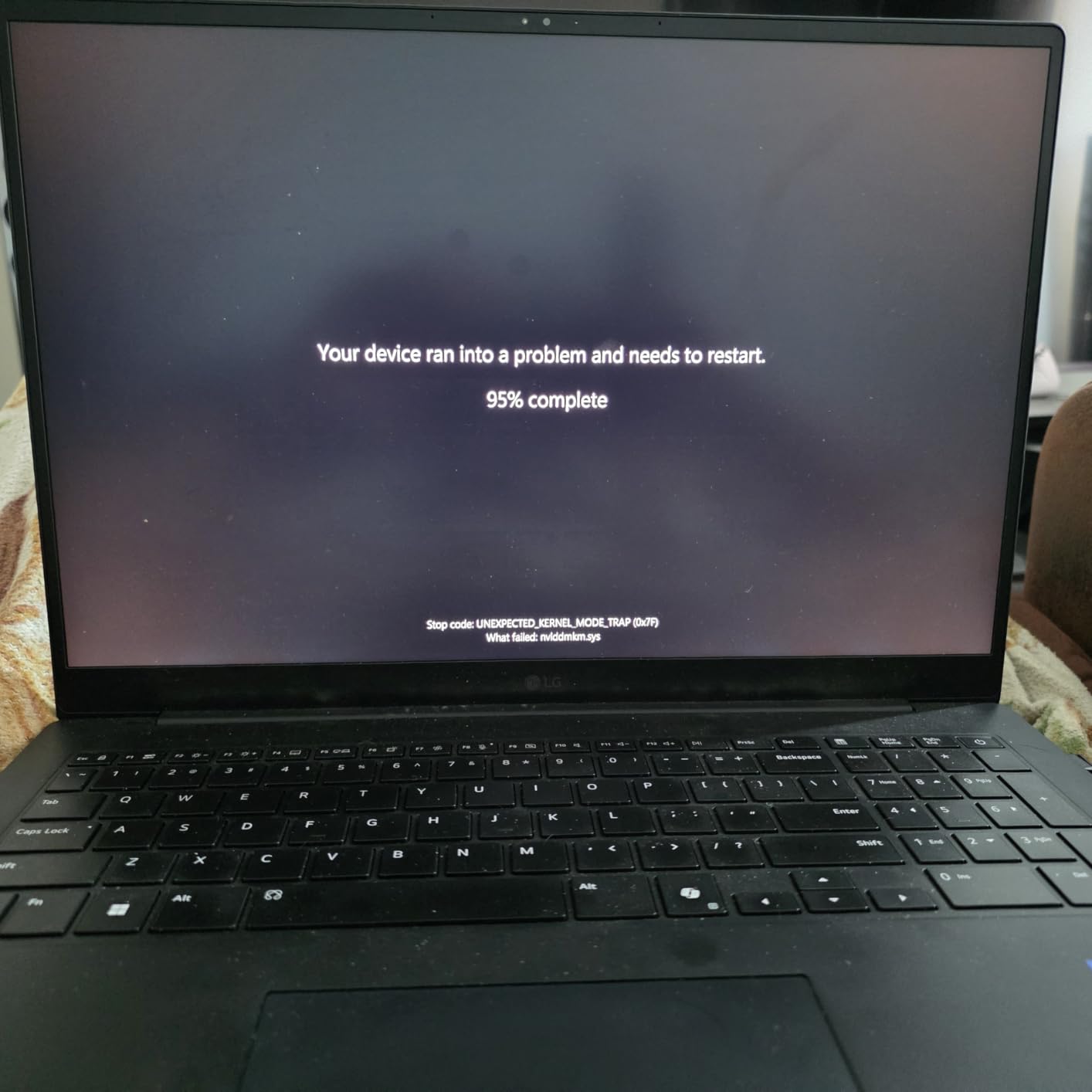 LG gram Pro 17-inch Lightweight Laptop Computer, Intel Evo Edition Powered by Intel Core Ultra9 285H Processor, NVIDIA RTX5050, Windows 11 Home, 32GB RAM, 2TB SSD, Black customer photo 2