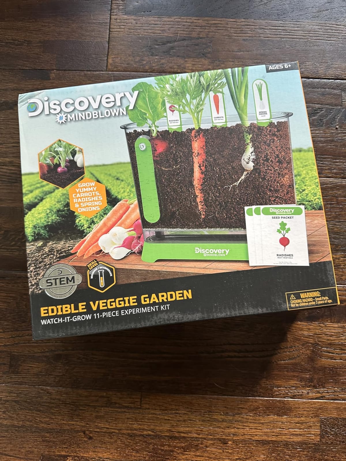 Discovery Edible Veggie Garden Watch-It-Grow Kit - DIY STEM Activity for Kids | Grow Carrots, Radishes & Onions| 11-Piece Science Kit with Seeds, Potting Mix & Root Tracker| Learning Toy Gift Ages 6+ customer photo 2