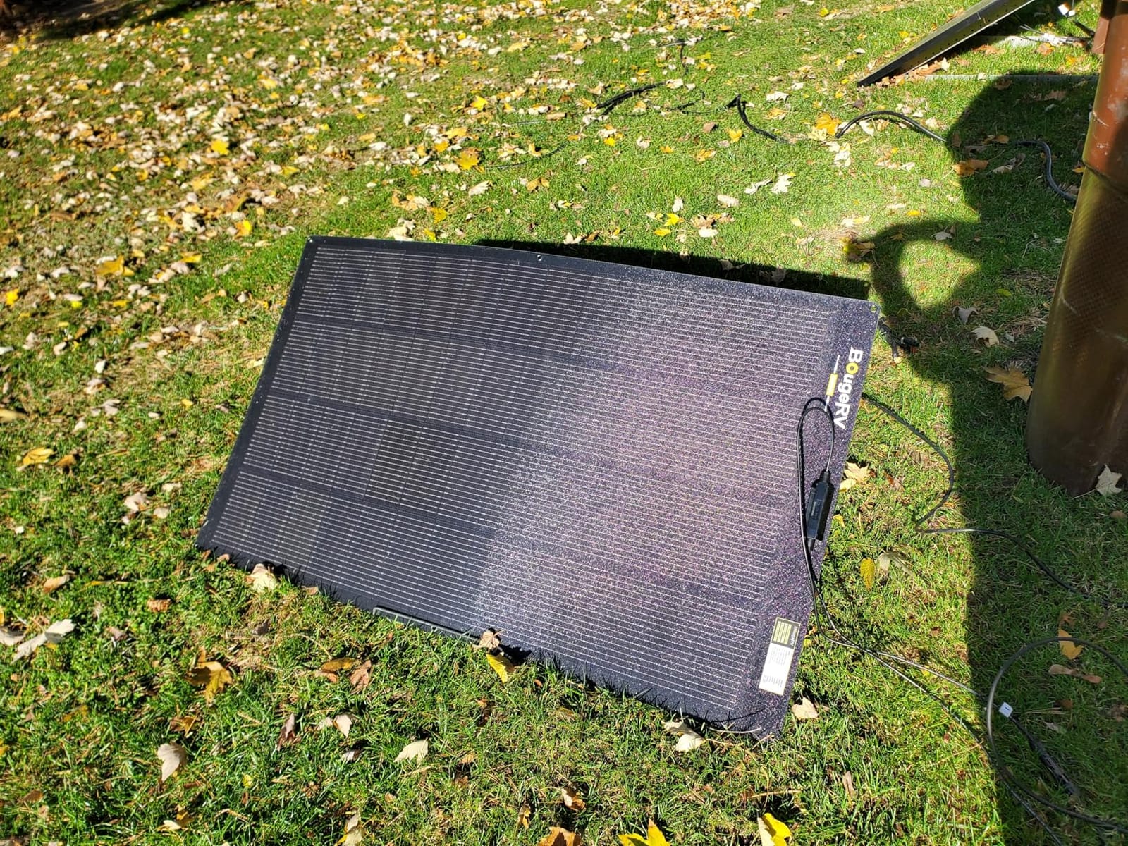 BougeRV Arch Pro 200W Anti-Shading N-Type Fiberglass Flexible Solar Panel | 16BB Mono Cell 25% High-Efficiency, Portable 24 Volts Compact 200 Watts for RV Camping Home Boat Marine Curve Surface Black customer photo 1