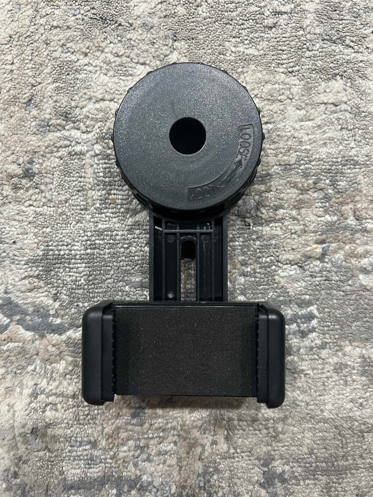 New Universal Binocular Phone Adapter - 360° Rotation & Clip Lock, High-Strength Clamp Fits 16-50mm Eyepieces for Birdwatching/Telescope/Microscope/Spotting Scope customer photo 1