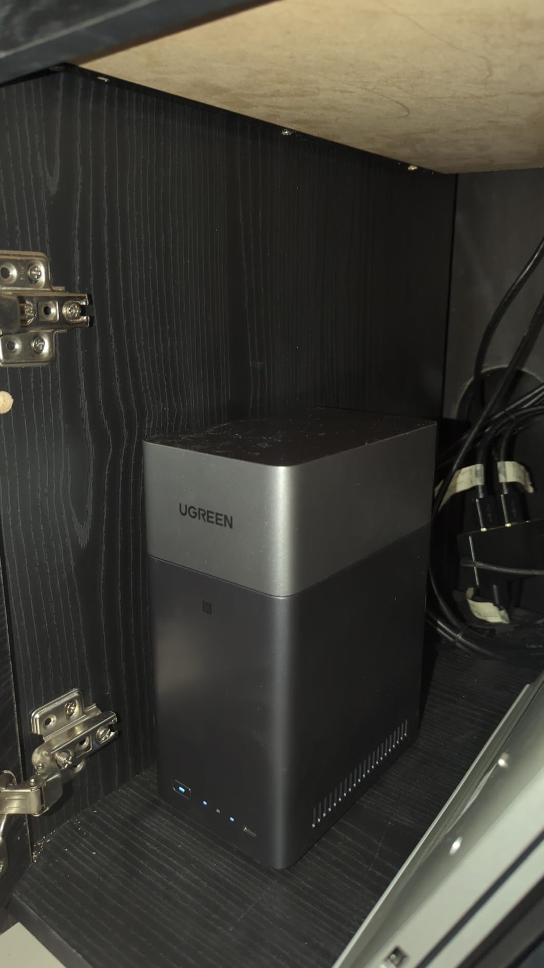 UGREEN NASsync DH2300 2-Bay for Beginners & Personal Users, Phone Backup | AI Album, Private Cloud/Remote Access, File Sharing, Multi-Device Backup, Home Entertainment, 4GB RAM on Board (Diskless) customer photo 2