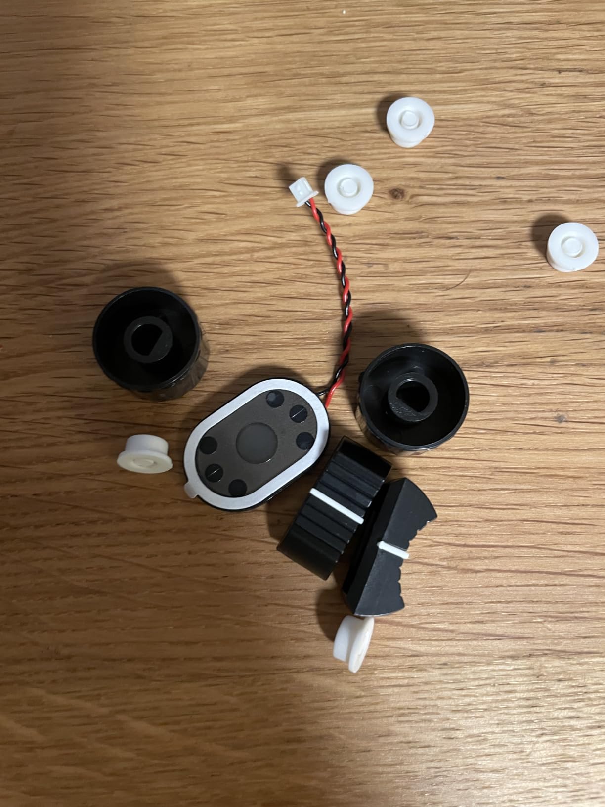 DIY Music Machine Kit | Build Your Own Synthesizer & Light Show | STEM Electronics Kit for Kids & Teens (Ages 9+) (Synthia 2.0) customer photo 1