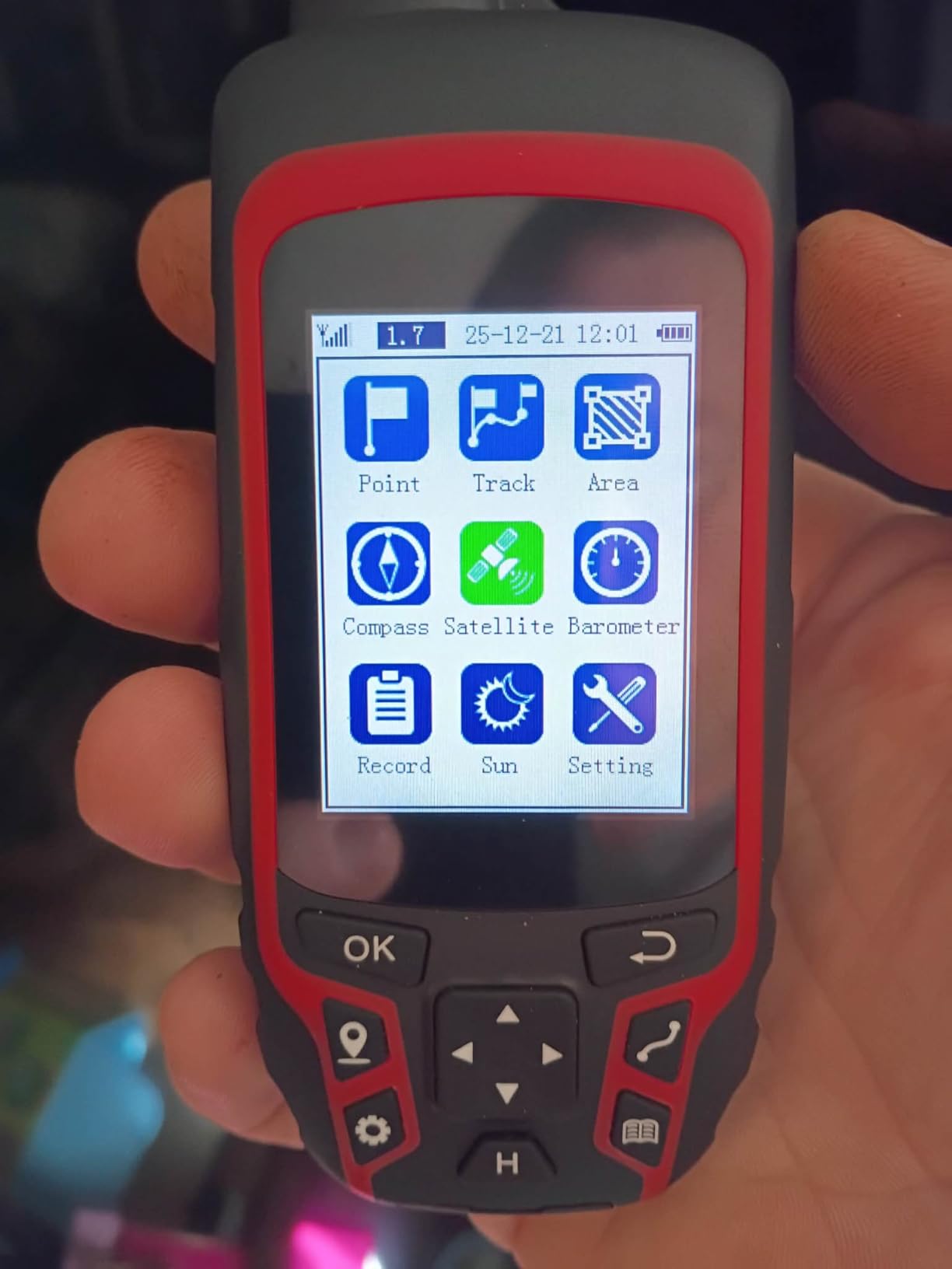 A6 Handheld GPS for Hiking, Multi GNSS Support, Rugged Navigator customer photo 1