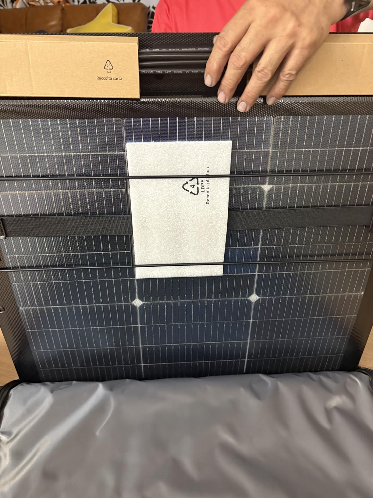 EF ECOFLOW Solar Generator Delta 3 Classic with 220W Solar Panel, 1024Wh | 1800W AC (3600W Surge)/100W USB-C Output, LiFePO4 Battery Portable Power Station, 10ms UPS, 1 Hr Fast Charge for Home,Camping customer photo 2