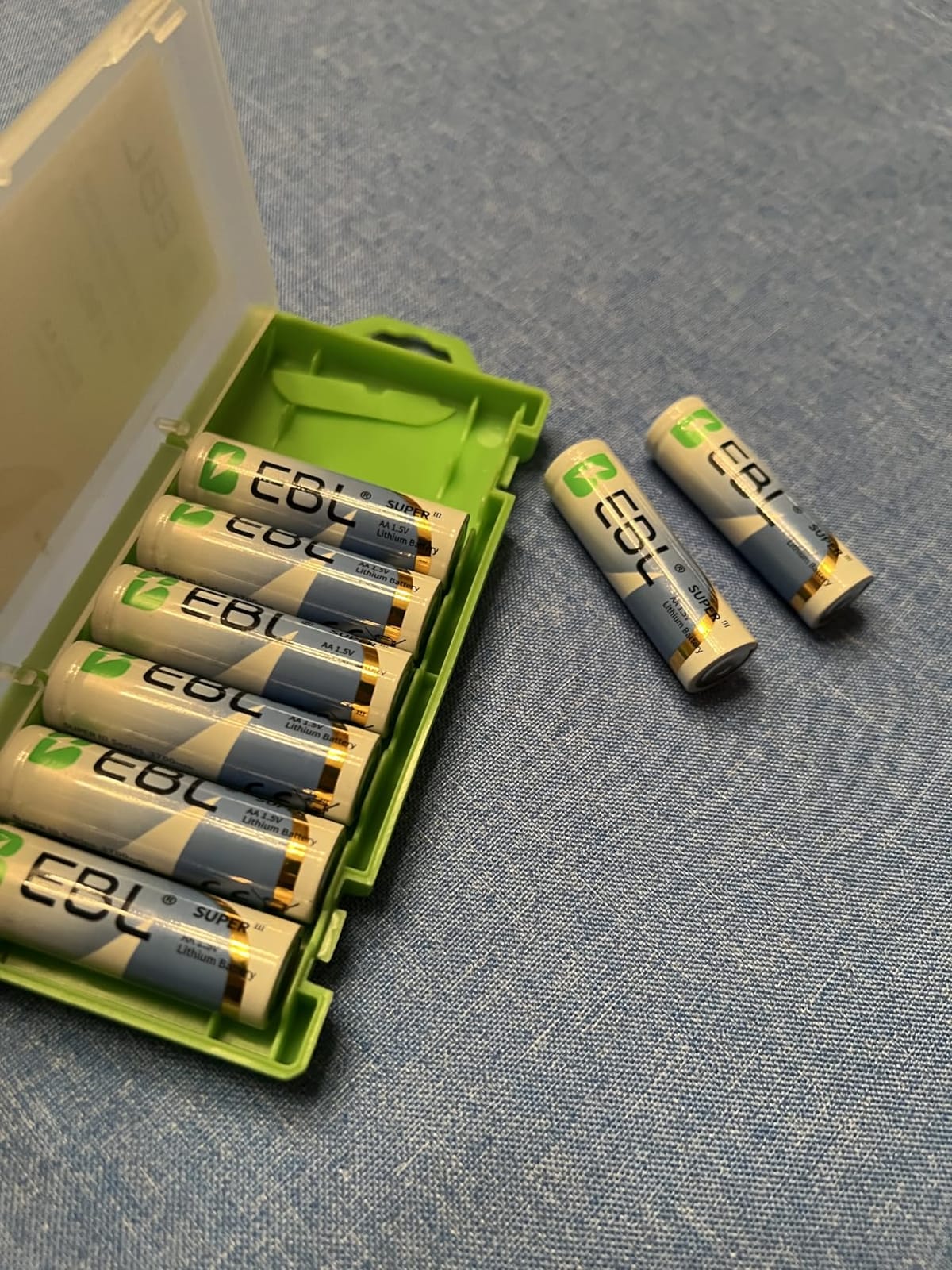 EBL Lithium AA Batteries 12 Pack, Longest Lasting 3700mAh 1.5V Non-Rechargeable, Upgraded Super III AA Lithium Batteries for Blink Camera, Doorbell, Smart Lock Deadbolt customer photo 1