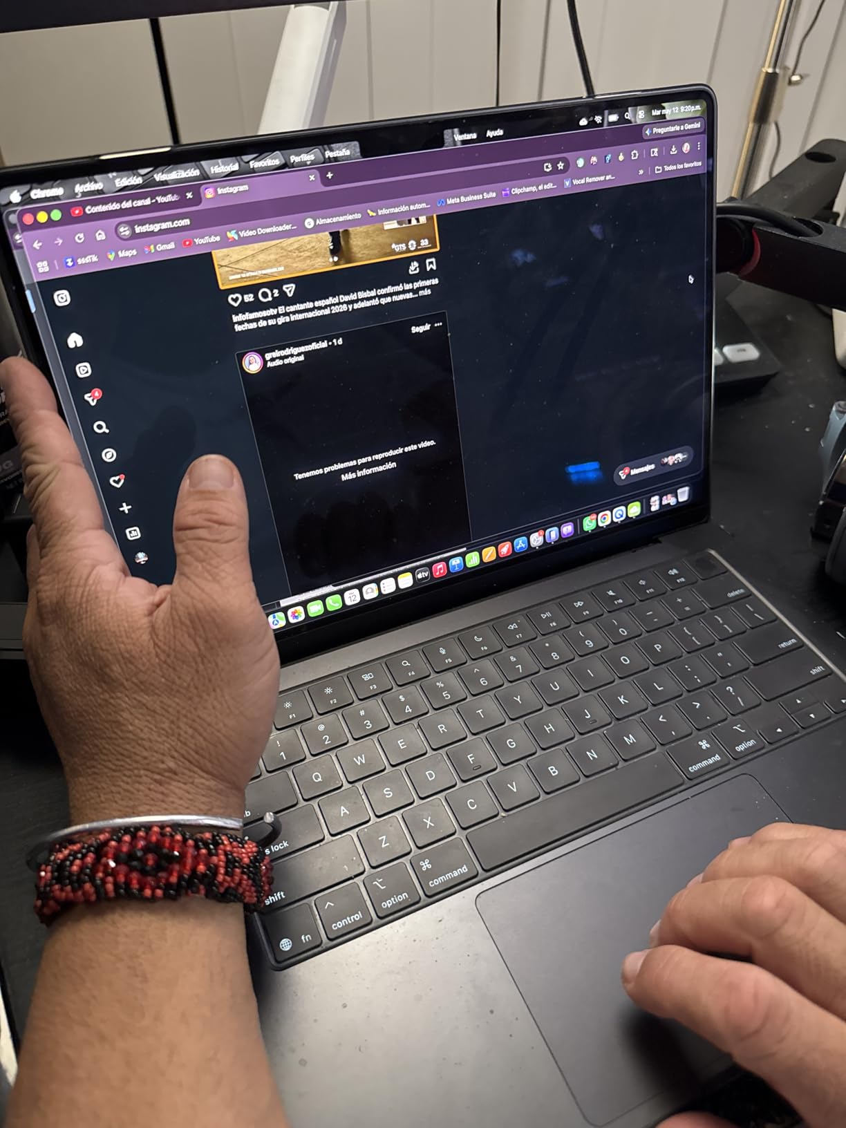Apple 2025 MacBook Pro Laptop with Apple M5 chip with 10-core CPU and 10-core GPU: Built for AI, 14.2-inch Liquid Retina XDR Display, 24GB Unified Memory, 1TB SSD Storage; Silver customer photo 2
