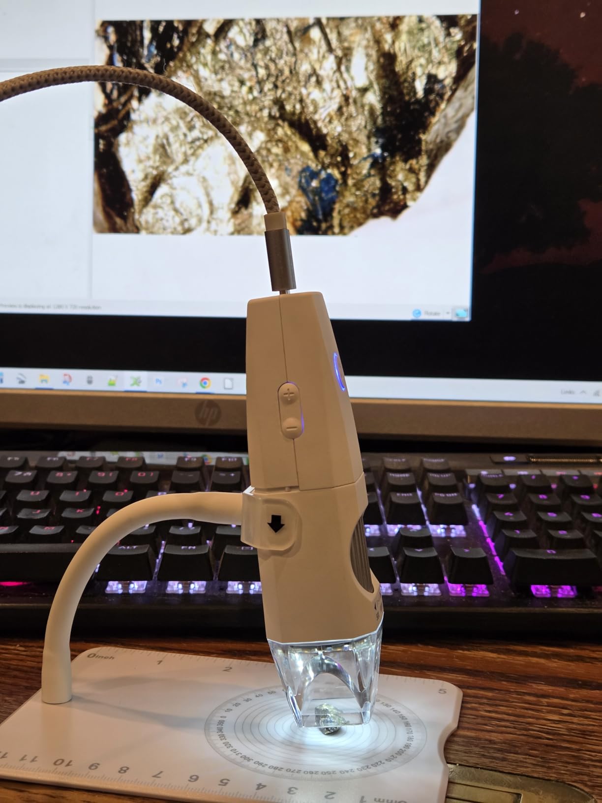Digital Microscope for Skin Analysis, 1000X 1080P HD Wireless USB Skin Camera with Stand, Portable Scalp & Hair Follicle Magnifier, Personal Beauty Tool Compatible with Phone/PC for Home & Salon customer photo 1