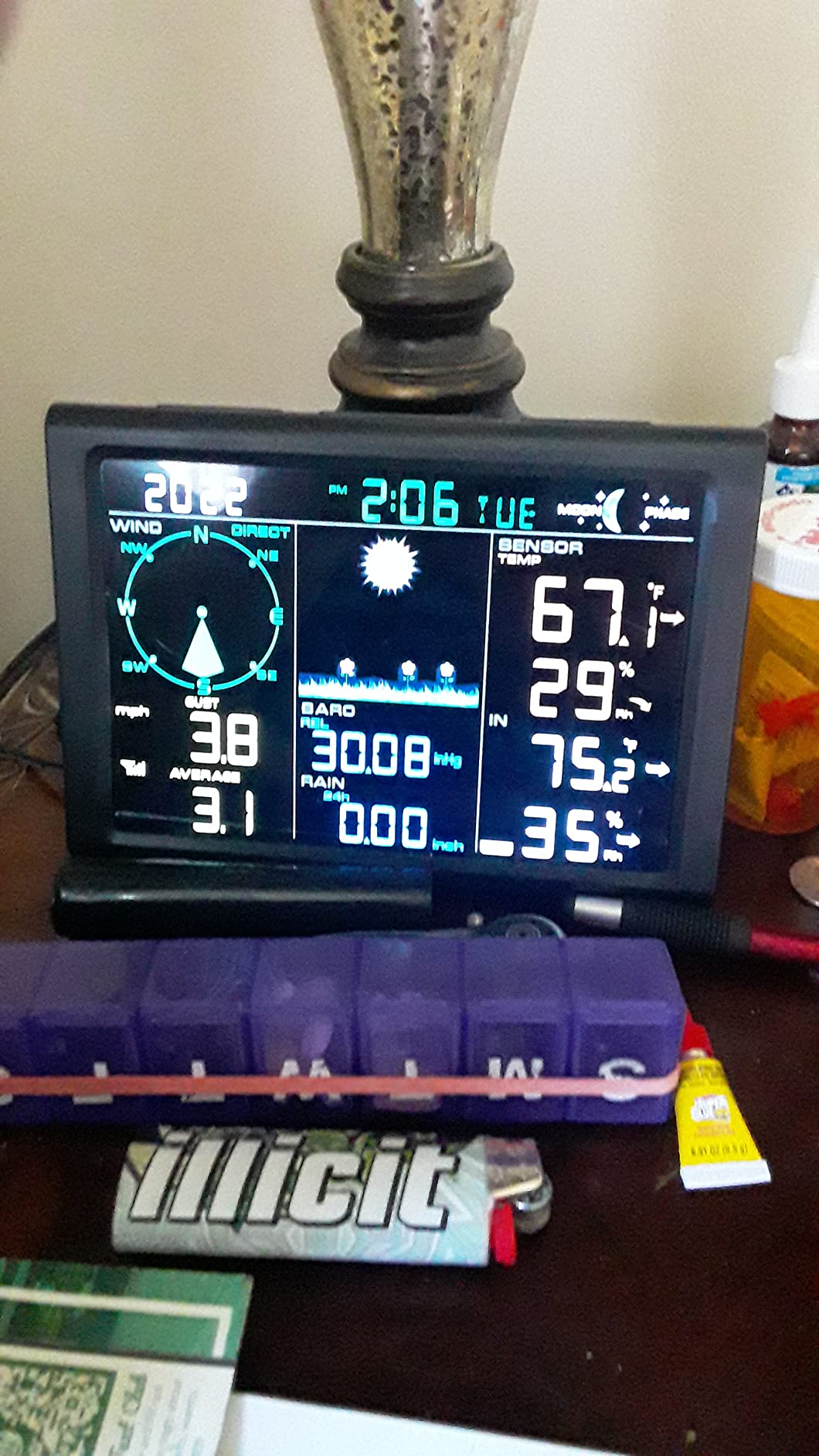 Sainlogic Wireless Home Weather Station with Rain Gauge and Wind Speed, Indoor Outdoor Temperature Humidity, Forecast, Moon Phase, Alarm Clock for Backyard Patio - No WiFi customer photo 2