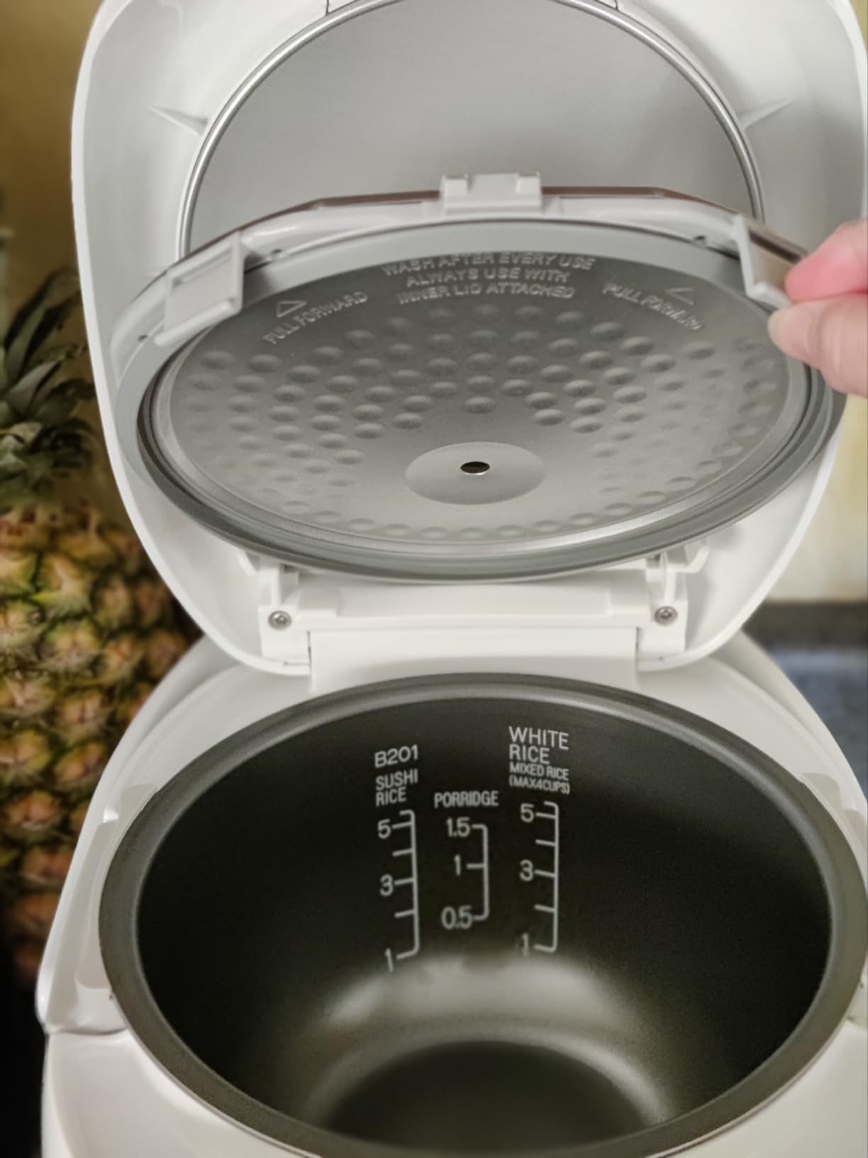 Zojirushi Ns ZCC10 Neuro Fuzzy Rice Cooker and Warmer (White) customer photo 2
