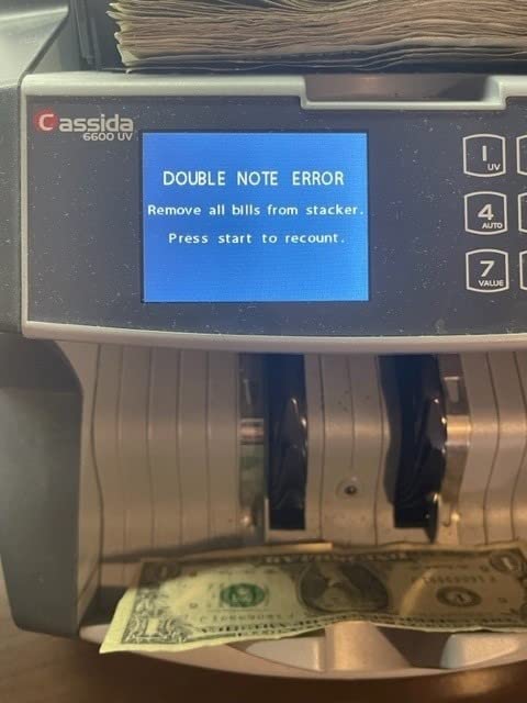Cassida Money Bill Counter| Business Grade| 1,300 Notes/Min| 5520 UV/MG customer photo 2