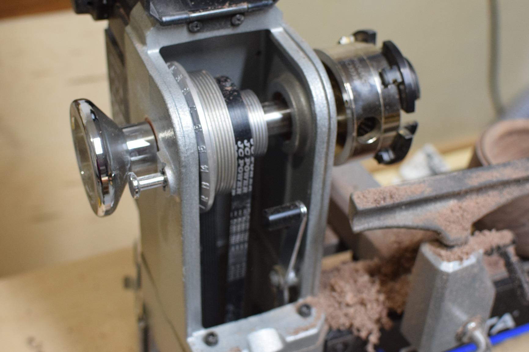 Delta Industrial 46-460 12-1/2-inch Variable-Speed MIDI Lathe, Gray customer photo 2