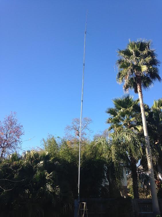 Tram® 200-Watt Dual-Band 2-Section Fiberglass Base Antenna with 50-Ohm UHF SO-239 Connector, 8-Ft. 4-in. Tall (Silver) customer photo 1