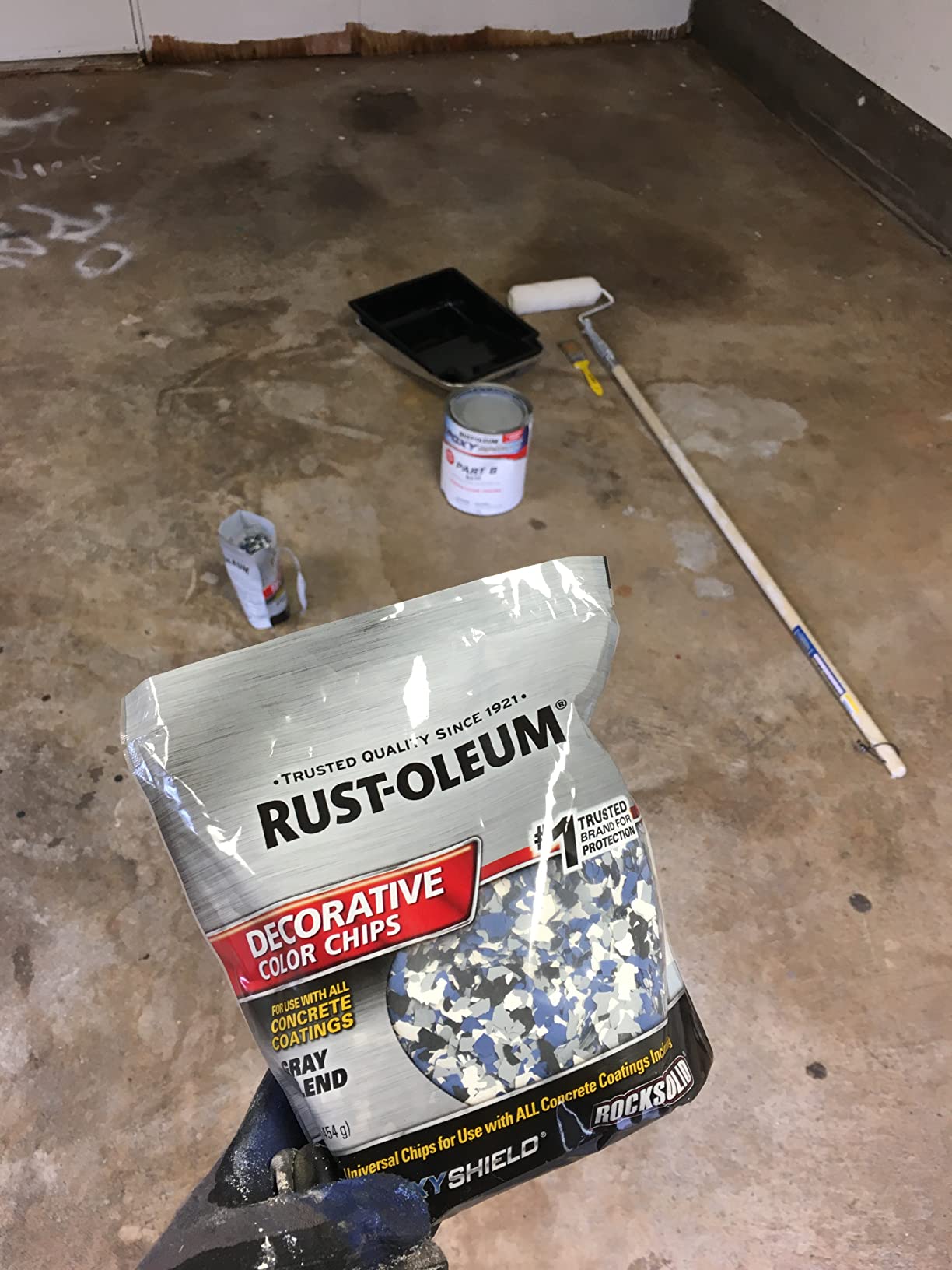 Rust-Oleum EpoxyShield Gloss Tan Garage Floor Coating Kit customer photo 2